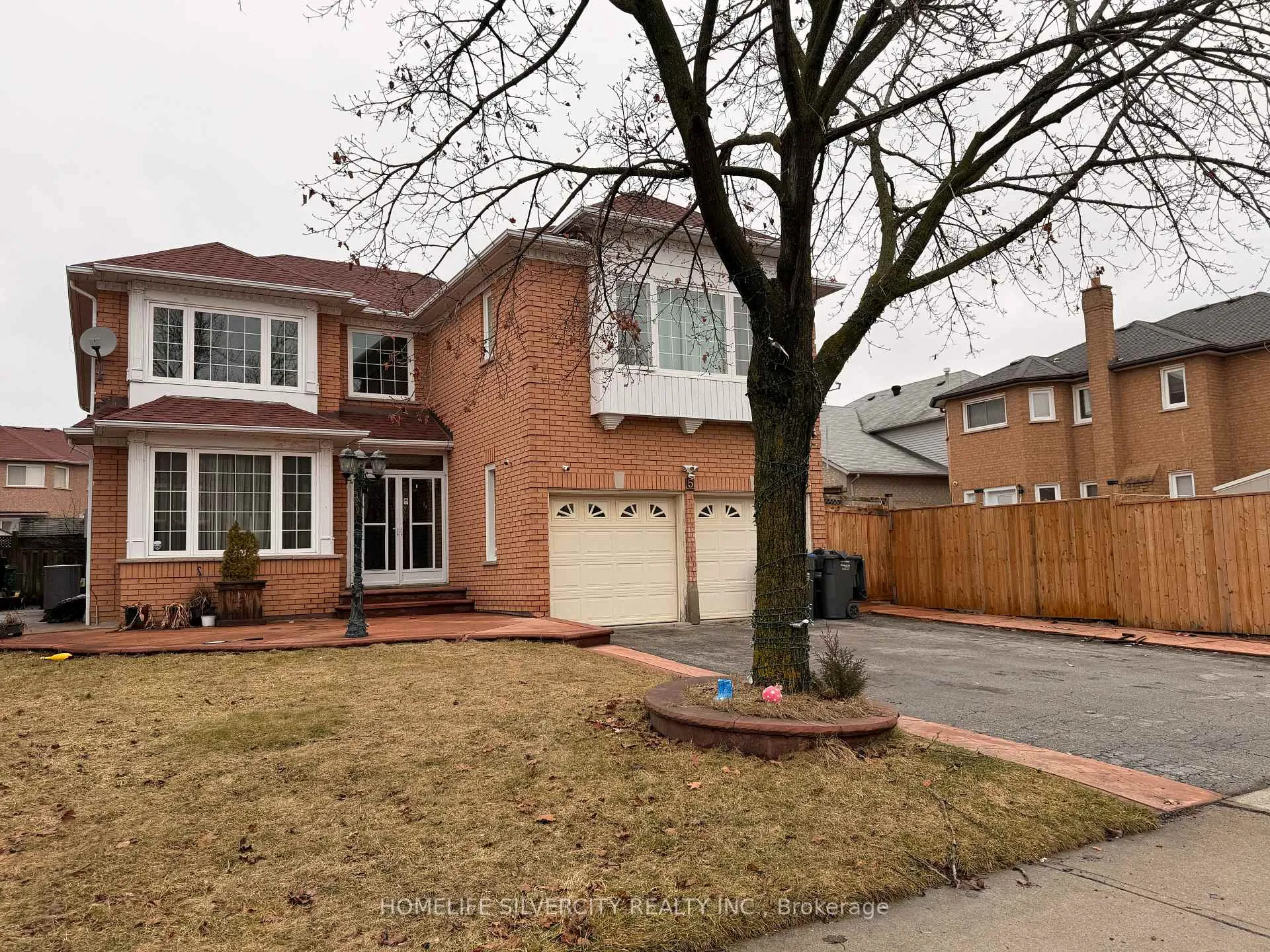 Photo 1 of 5 Blue Oak Avenue, Brampton, Sandringham-Wellington — HOMEH