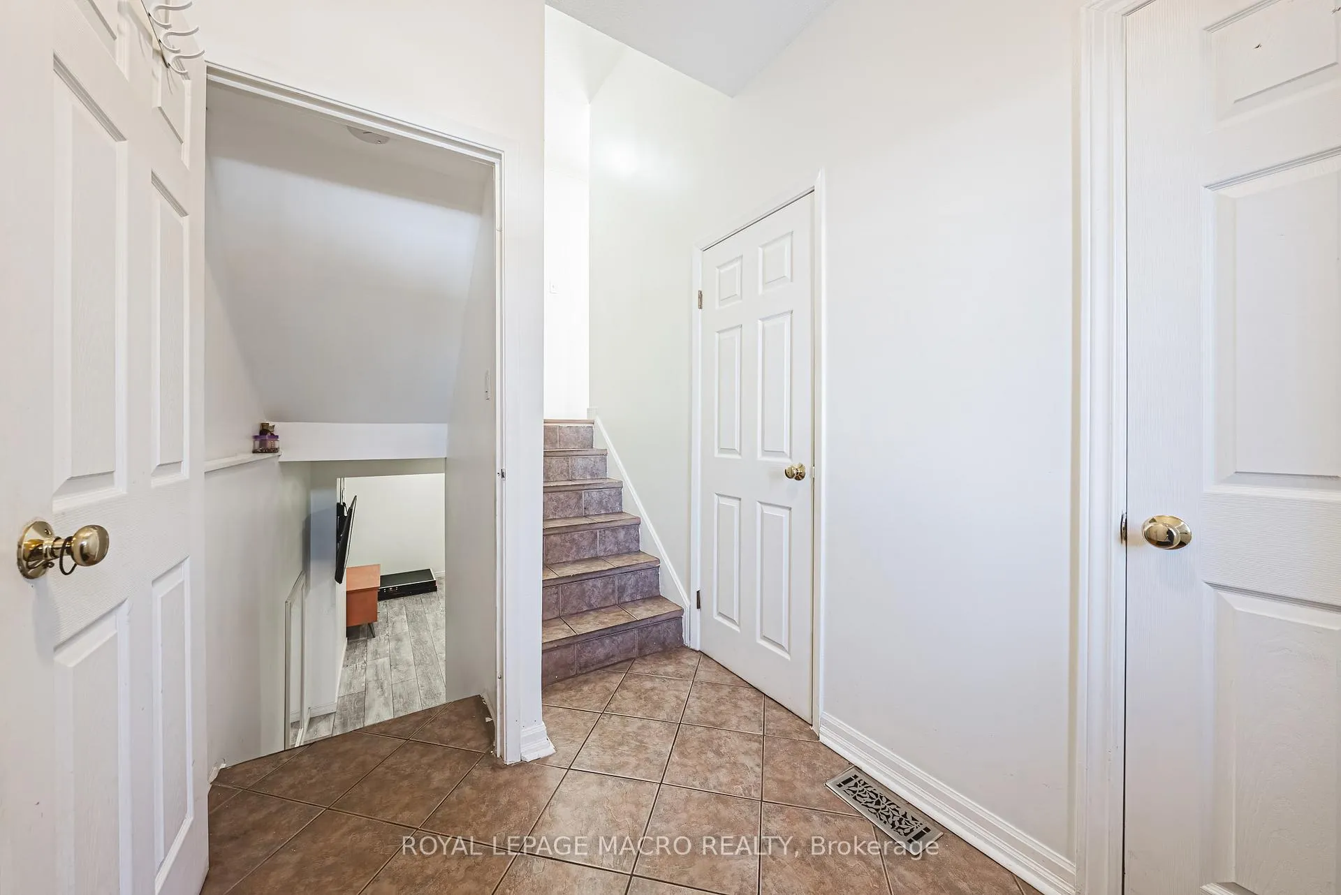 Photo 6 of 53 Albright Road, Hamilton, Vincent — HOMEH