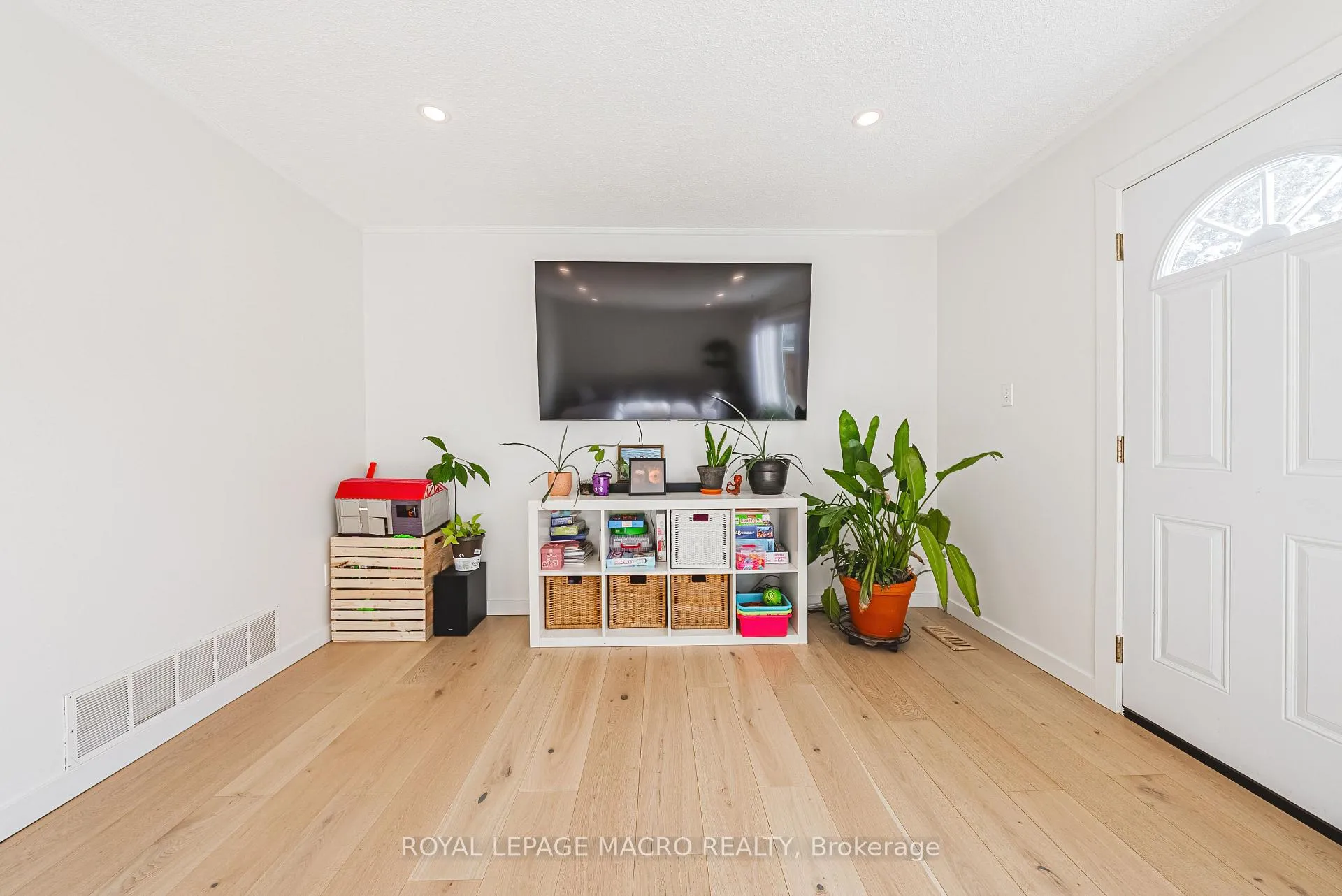 Photo 11 of 53 Albright Road, Hamilton, Vincent — HOMEH