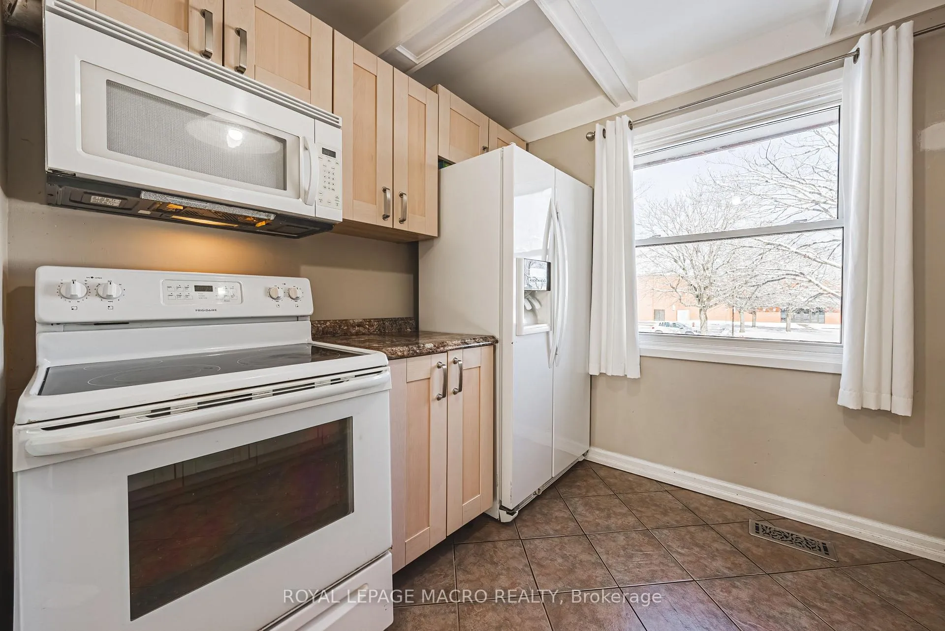 Photo 17 of 53 Albright Road, Hamilton, Vincent — HOMEH