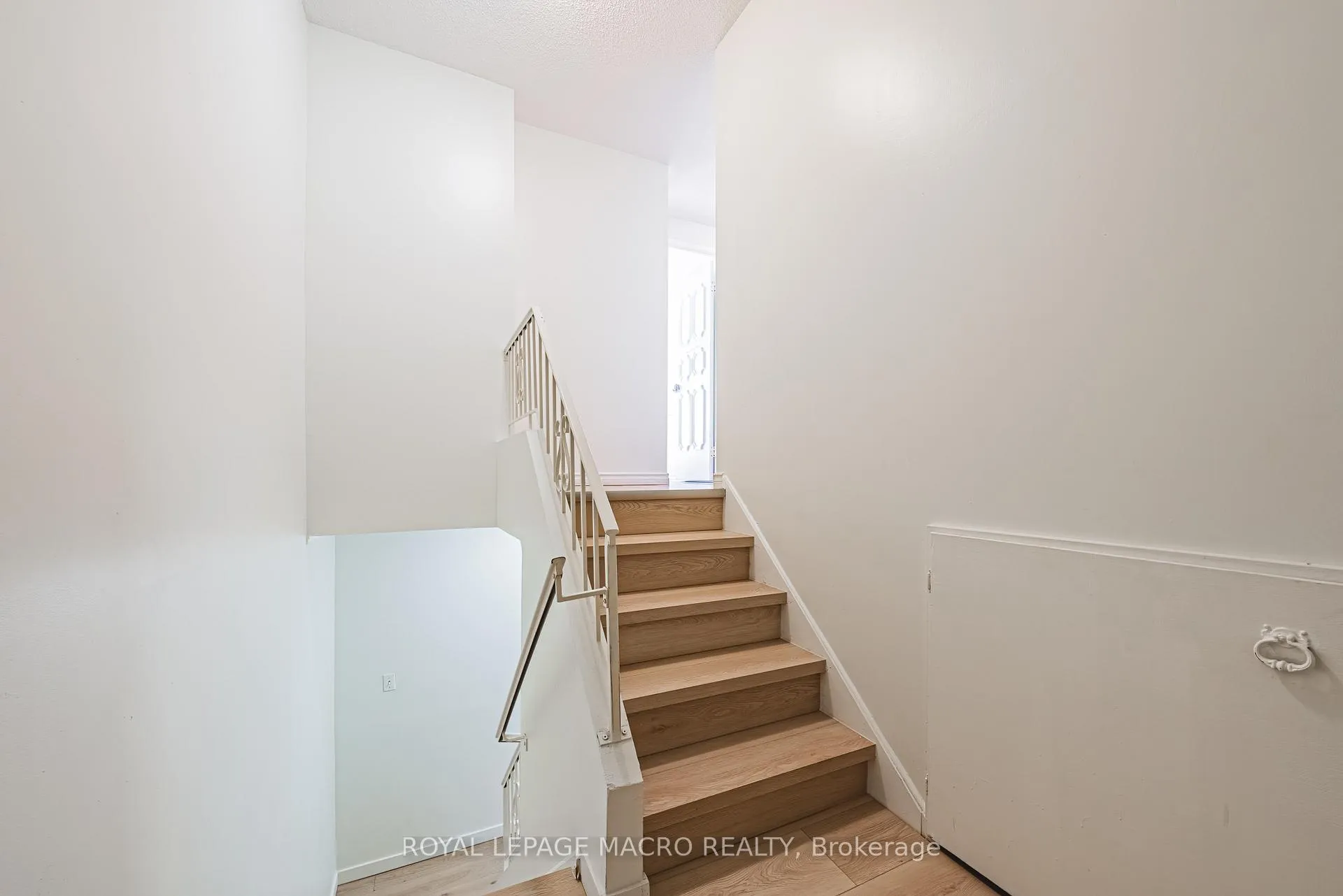 Photo 22 of 53 Albright Road, Hamilton, Vincent — HOMEH