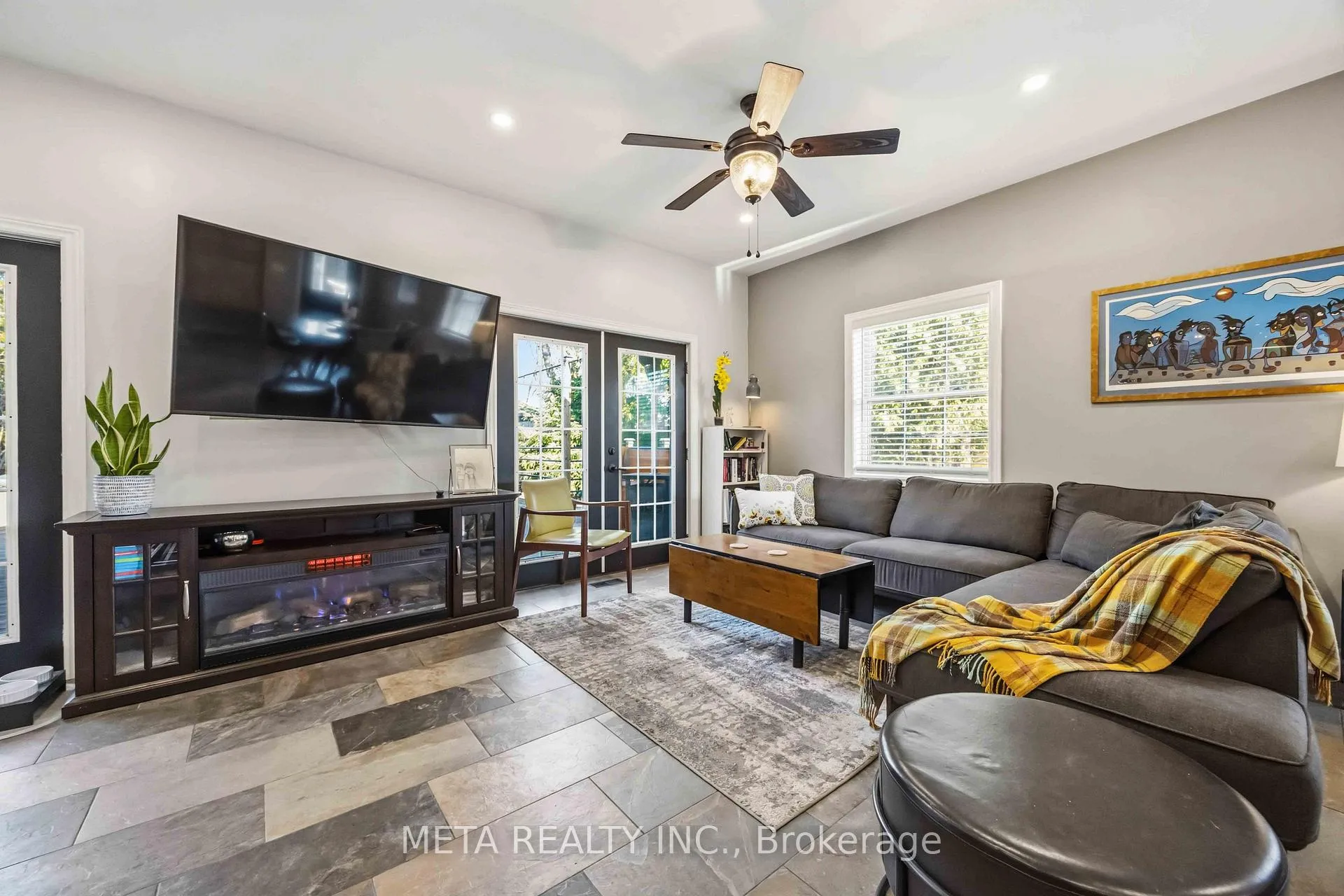 Photo 4 of 391 Verdun Road, Oshawa, Central — HOMEH
