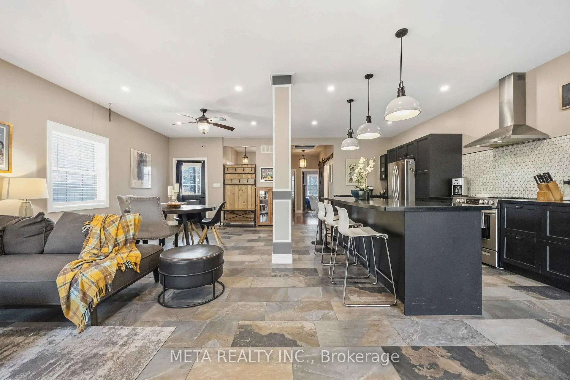 Photo 7 of 391 Verdun Road, Oshawa, Central — HOMEH