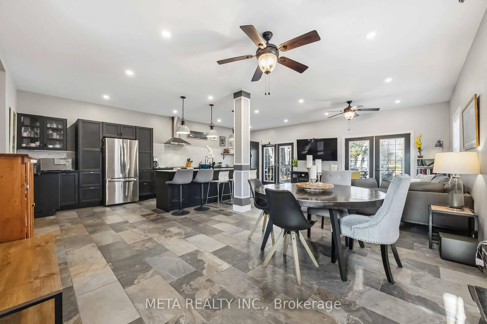 Photo 9 of 391 Verdun Road, Oshawa, Central — HOMEH
