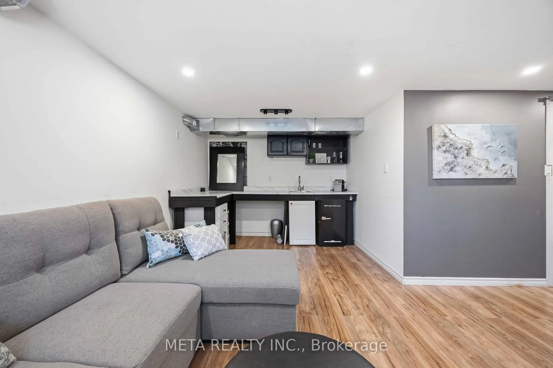 Photo 23 of 391 Verdun Road, Oshawa, Central — HOMEH