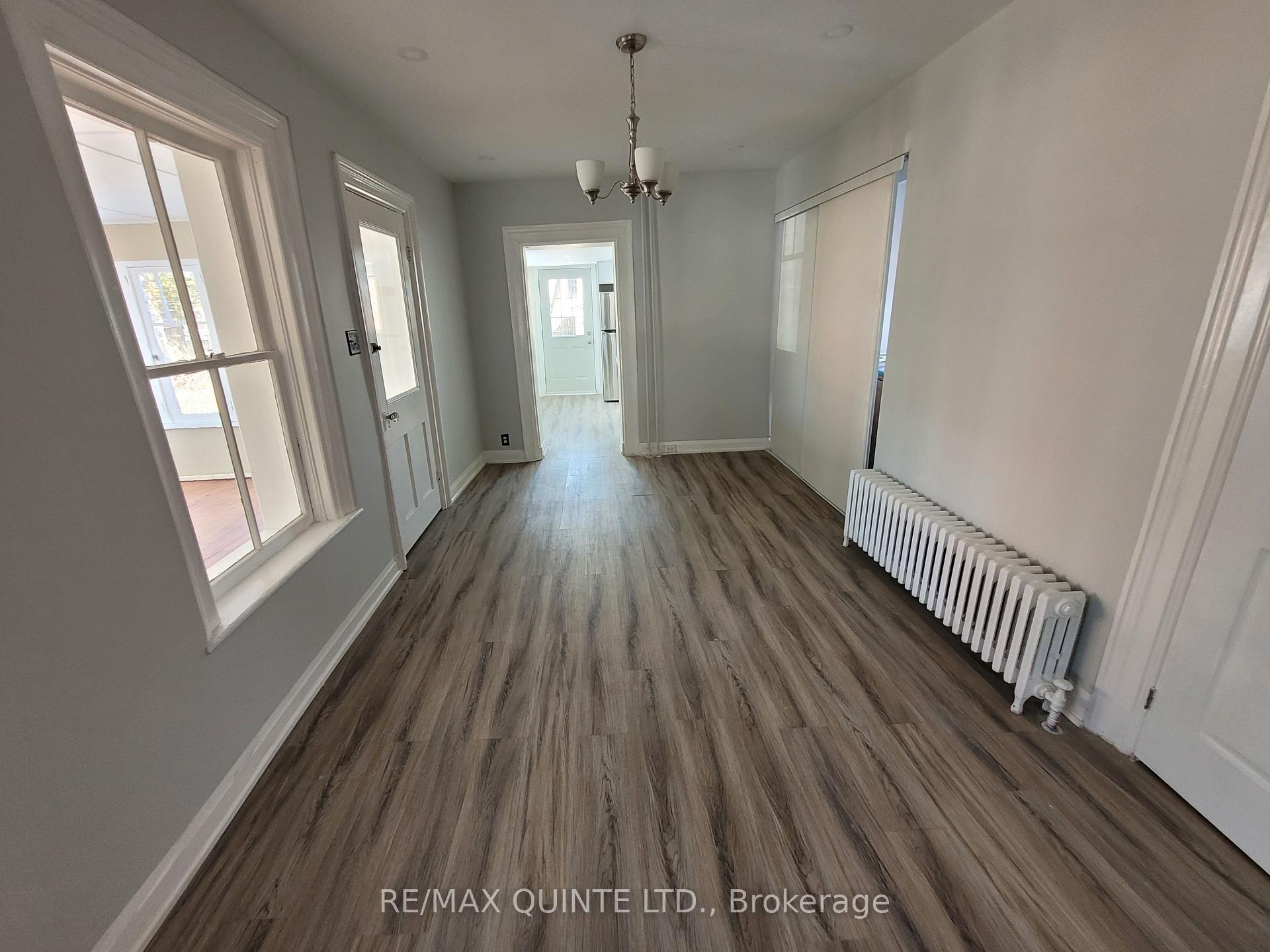 Photo 5 of 325 Charles Street, Belleville, Belleville Ward — HOMEH