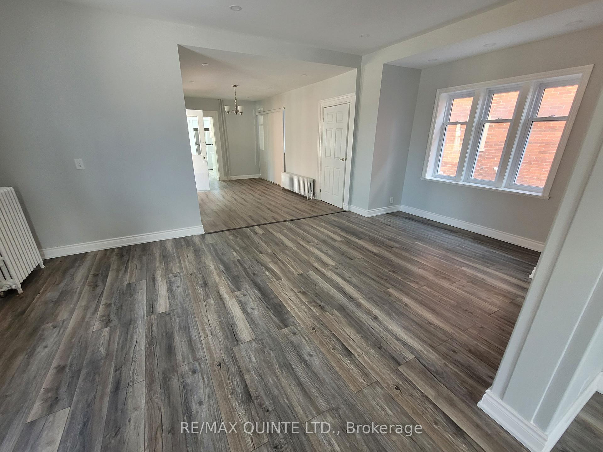 Photo 6 of 325 Charles Street, Belleville, Belleville Ward — HOMEH