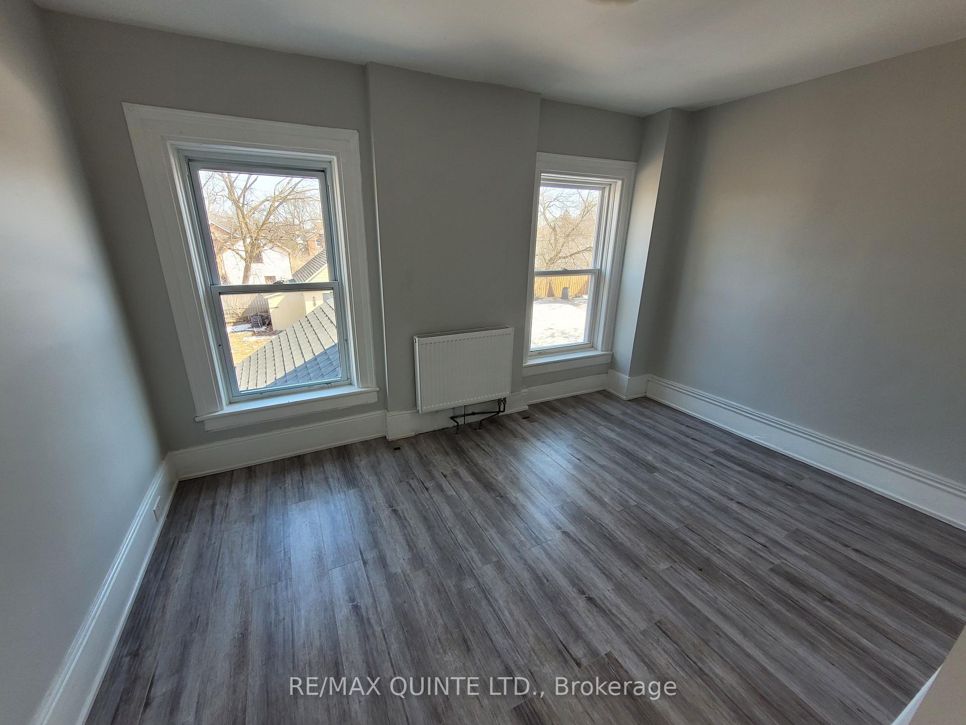 Photo 10 of 325 Charles Street, Belleville, Belleville Ward — HOMEH