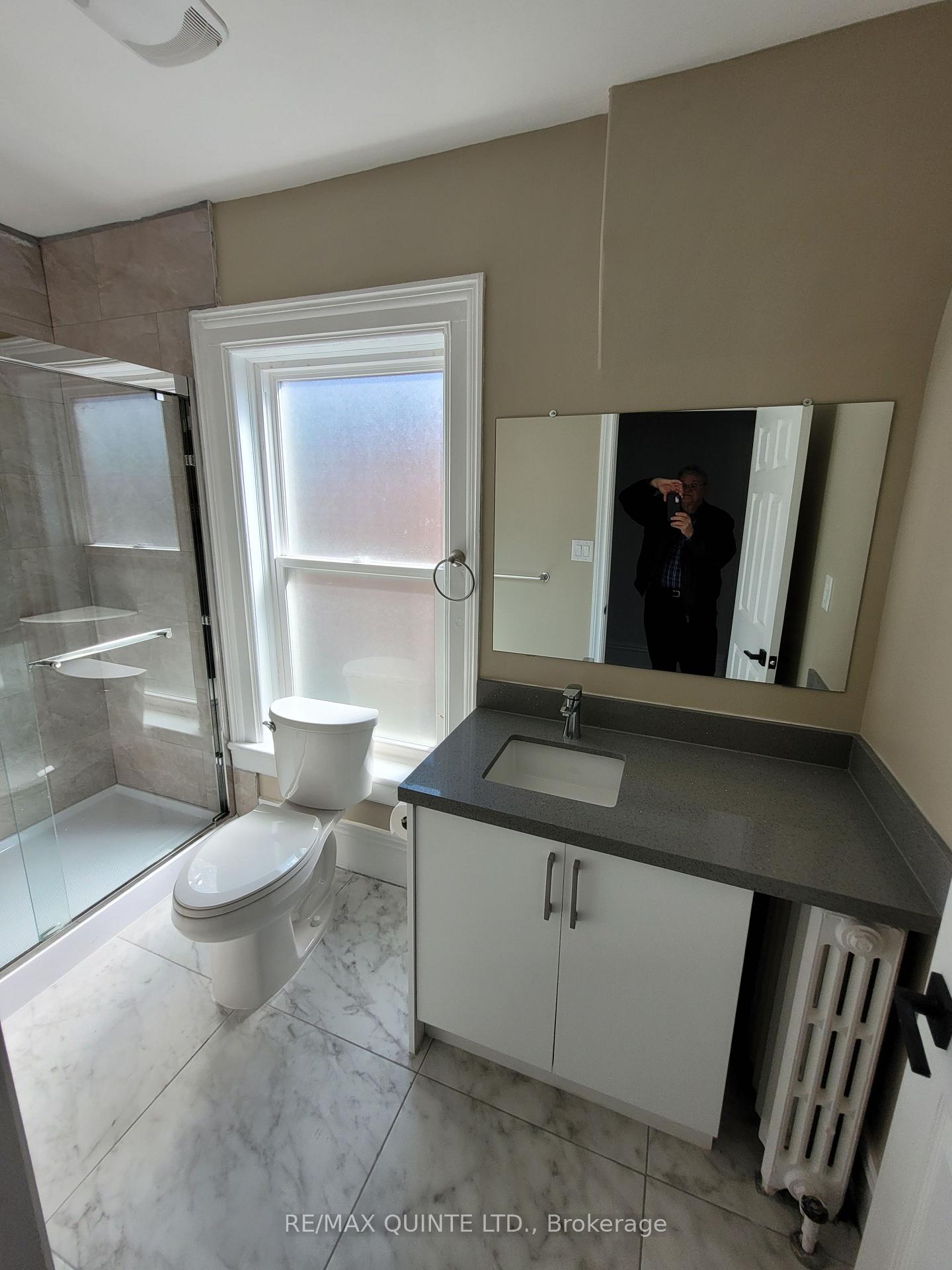 Photo 12 of 325 Charles Street, Belleville, Belleville Ward — HOMEH