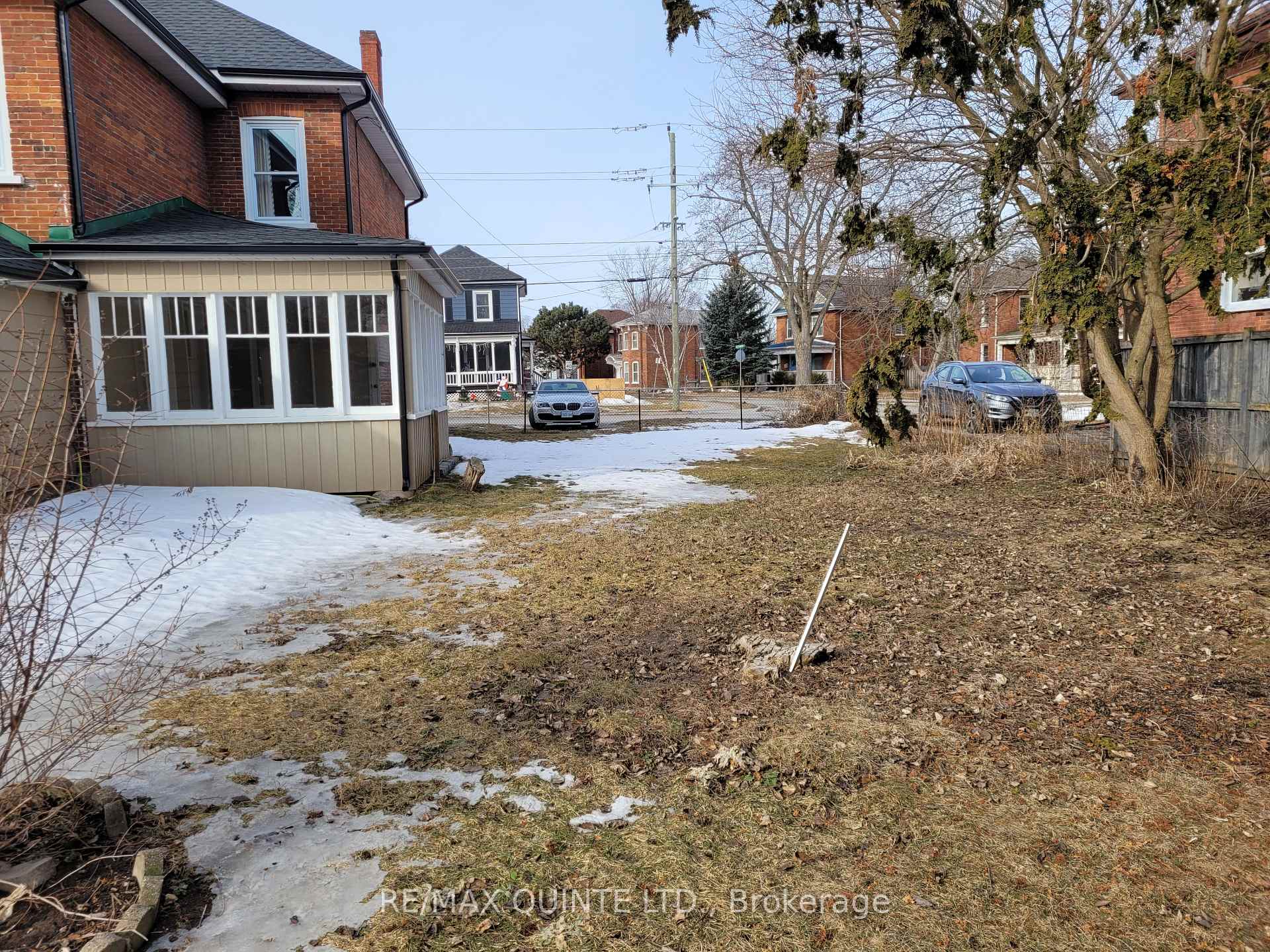 Photo 19 of 325 Charles Street, Belleville, Belleville Ward — HOMEH