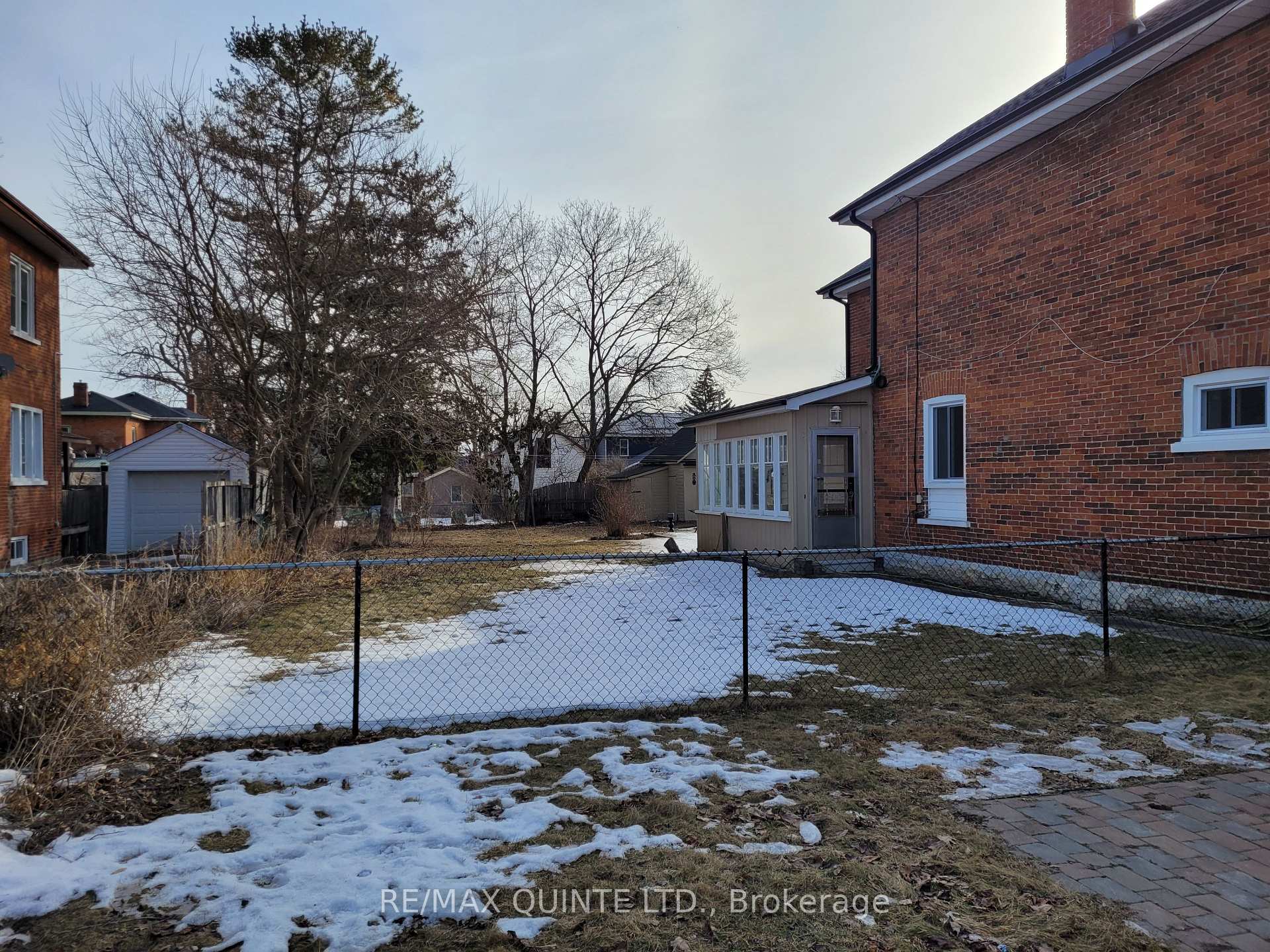 Photo 24 of 325 Charles Street, Belleville, Belleville Ward — HOMEH