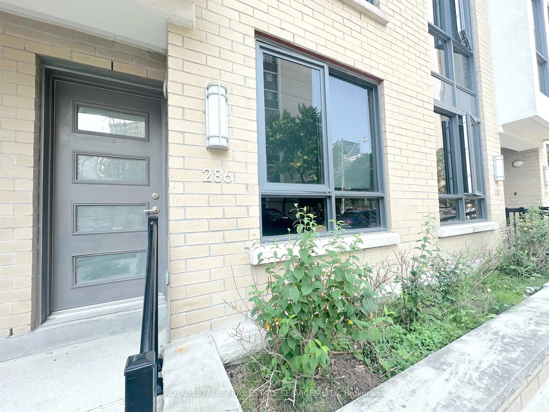 Photo 1 of 286 Bleecker Street, Toronto, North St. James Town — HOMEH