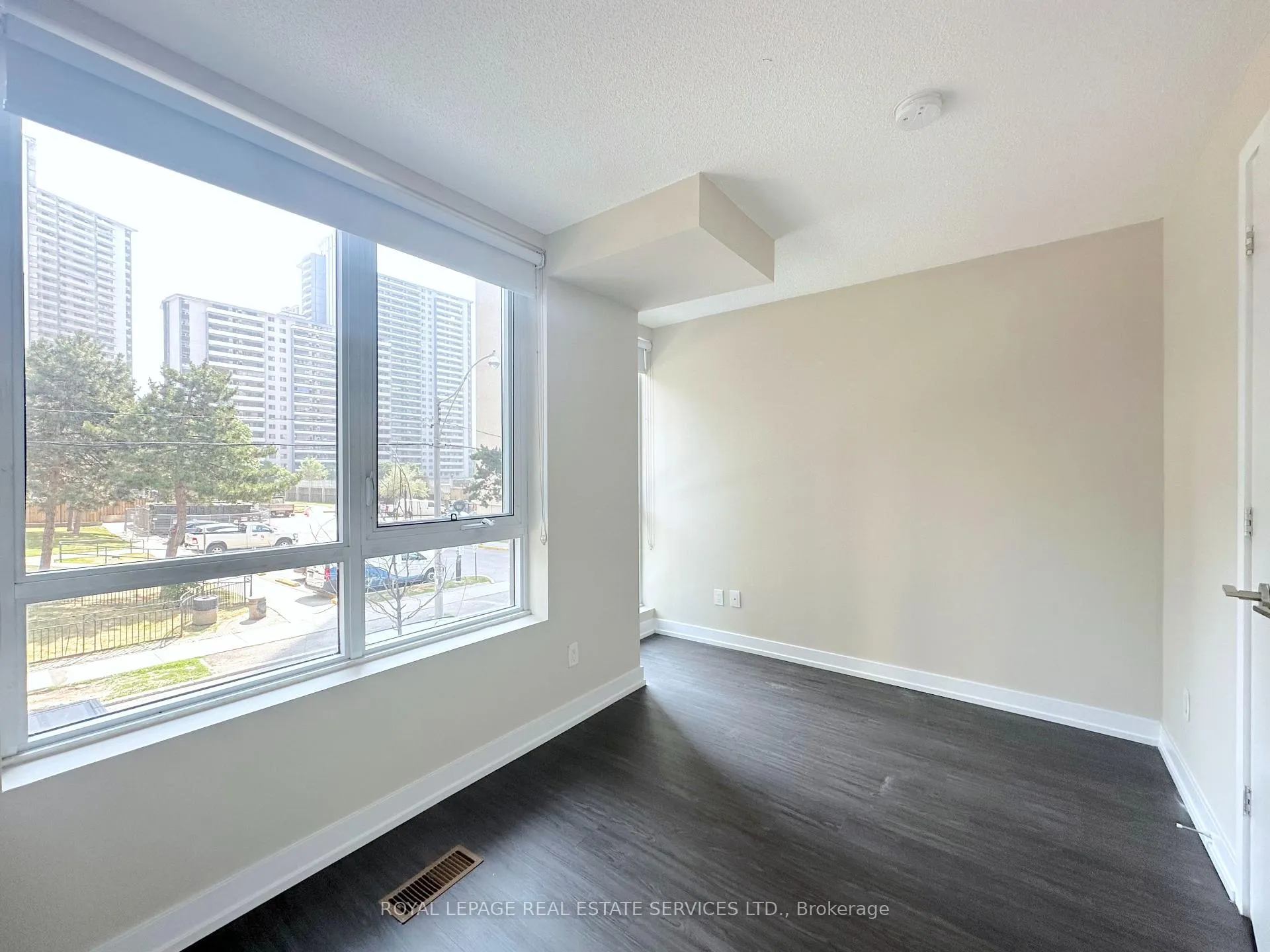 Photo 6 of 286 Bleecker Street, Toronto, North St. James Town — HOMEH
