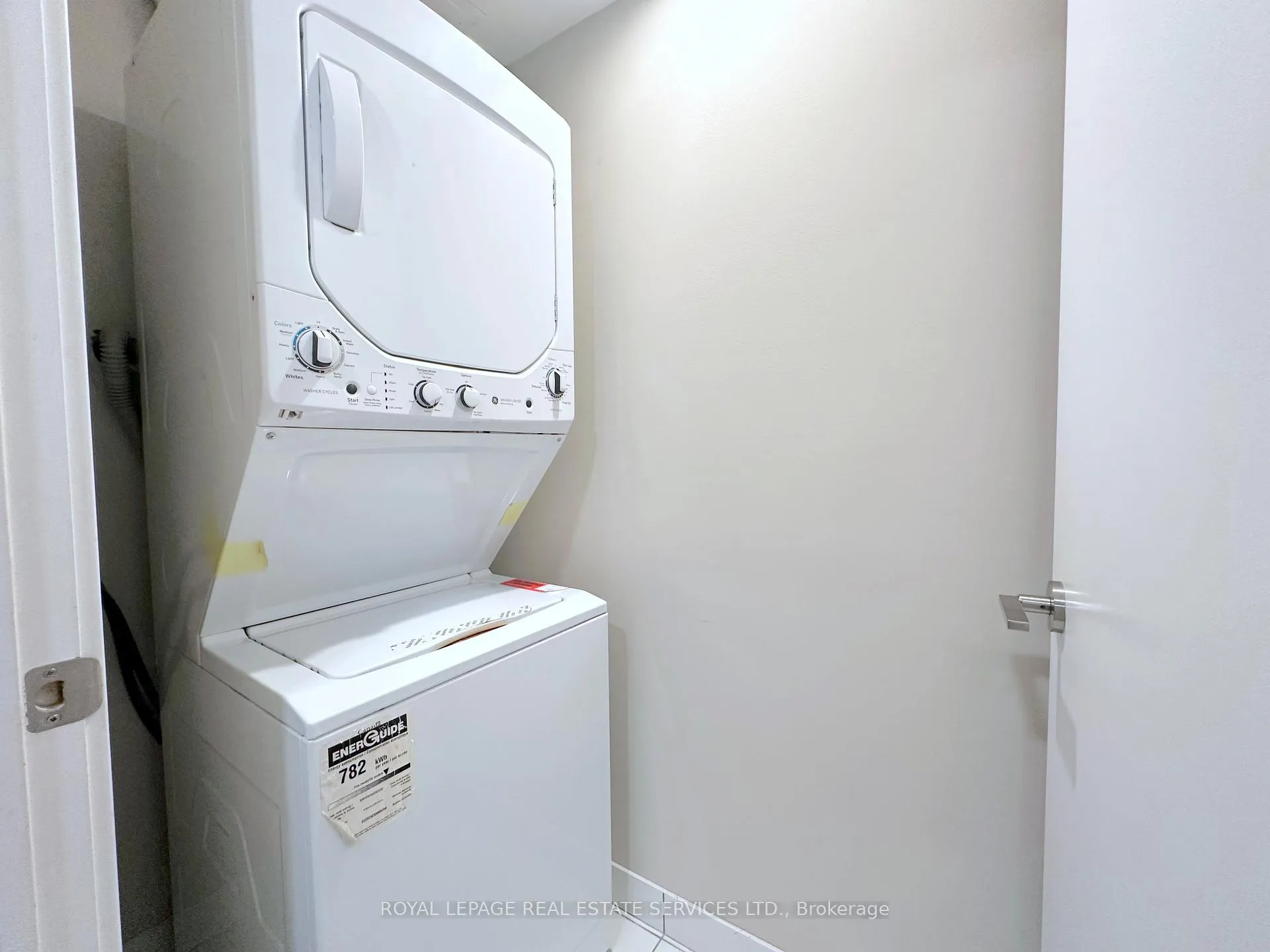 Photo 8 of 286 Bleecker Street, Toronto, North St. James Town — HOMEH