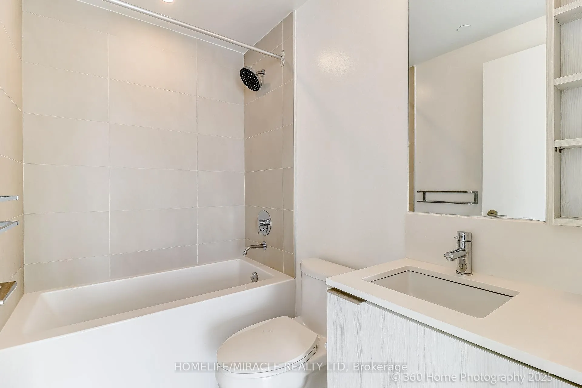 Photo 13 of Unit 4202, 7890 Jane Street, Vaughan, Concord — HOMEH