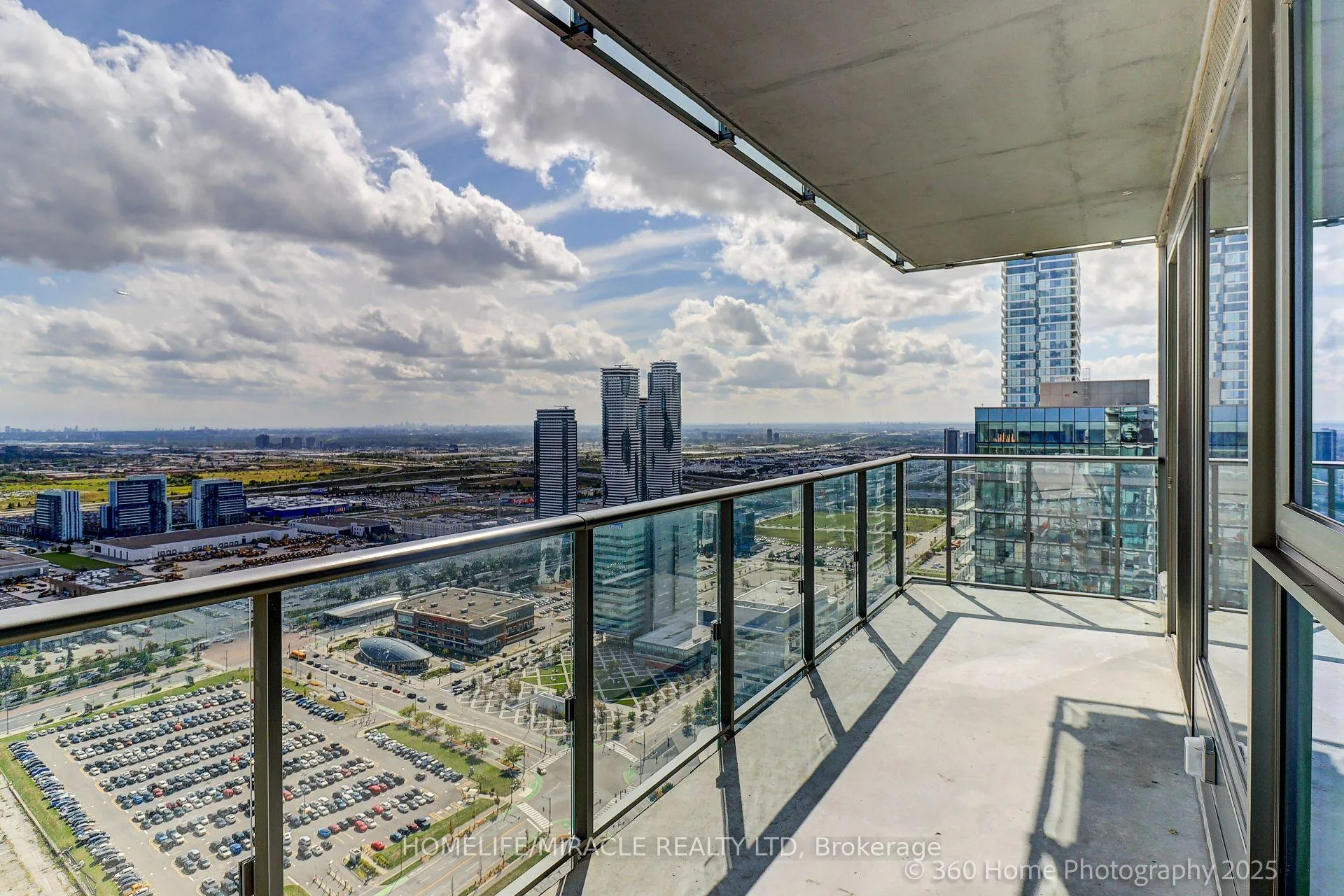 Photo 21 of Unit 4202, 7890 Jane Street, Vaughan, Concord — HOMEH