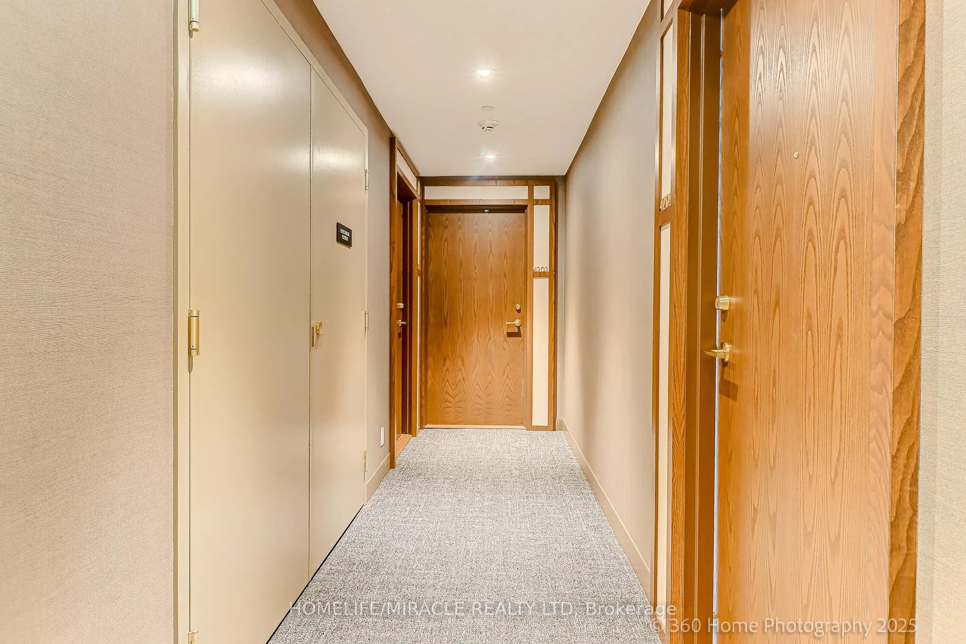 Photo 23 of Unit 4202, 7890 Jane Street, Vaughan, Concord — HOMEH