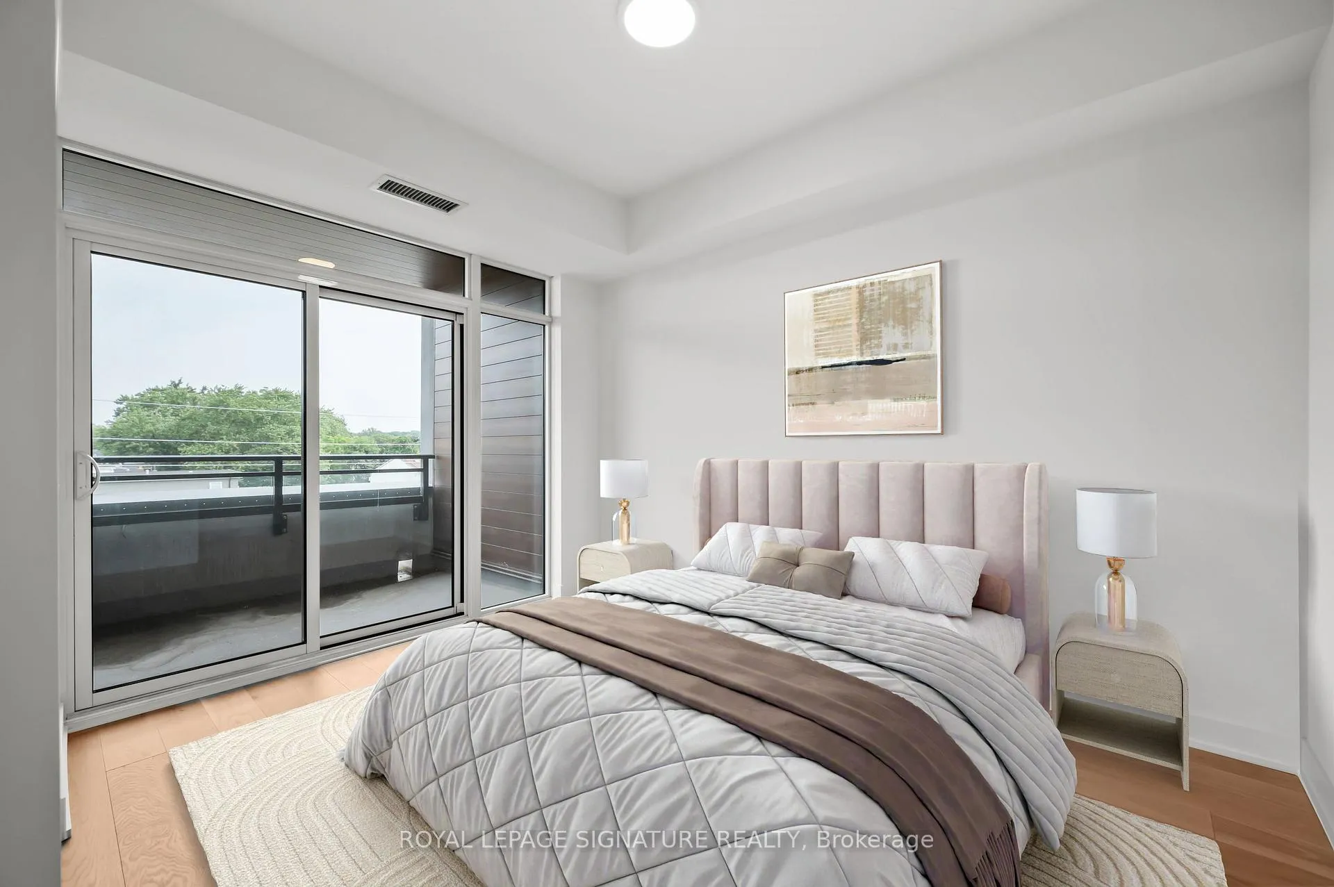 Photo 5 of Unit 402, 1285 Queen Street E, Toronto, Greenwood-Coxwell — HOMEH