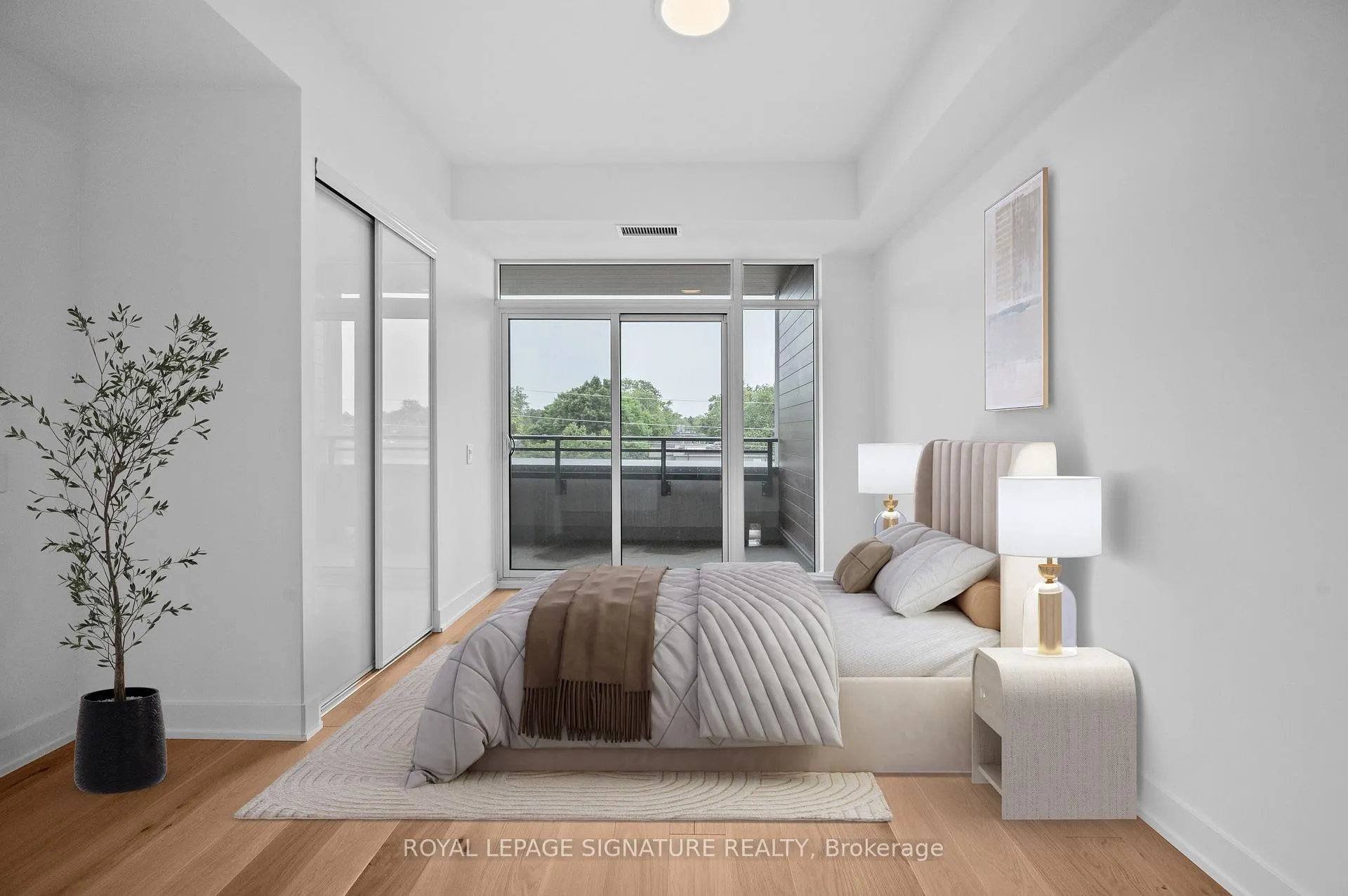 Photo 6 of Unit 402, 1285 Queen Street E, Toronto, Greenwood-Coxwell — HOMEH