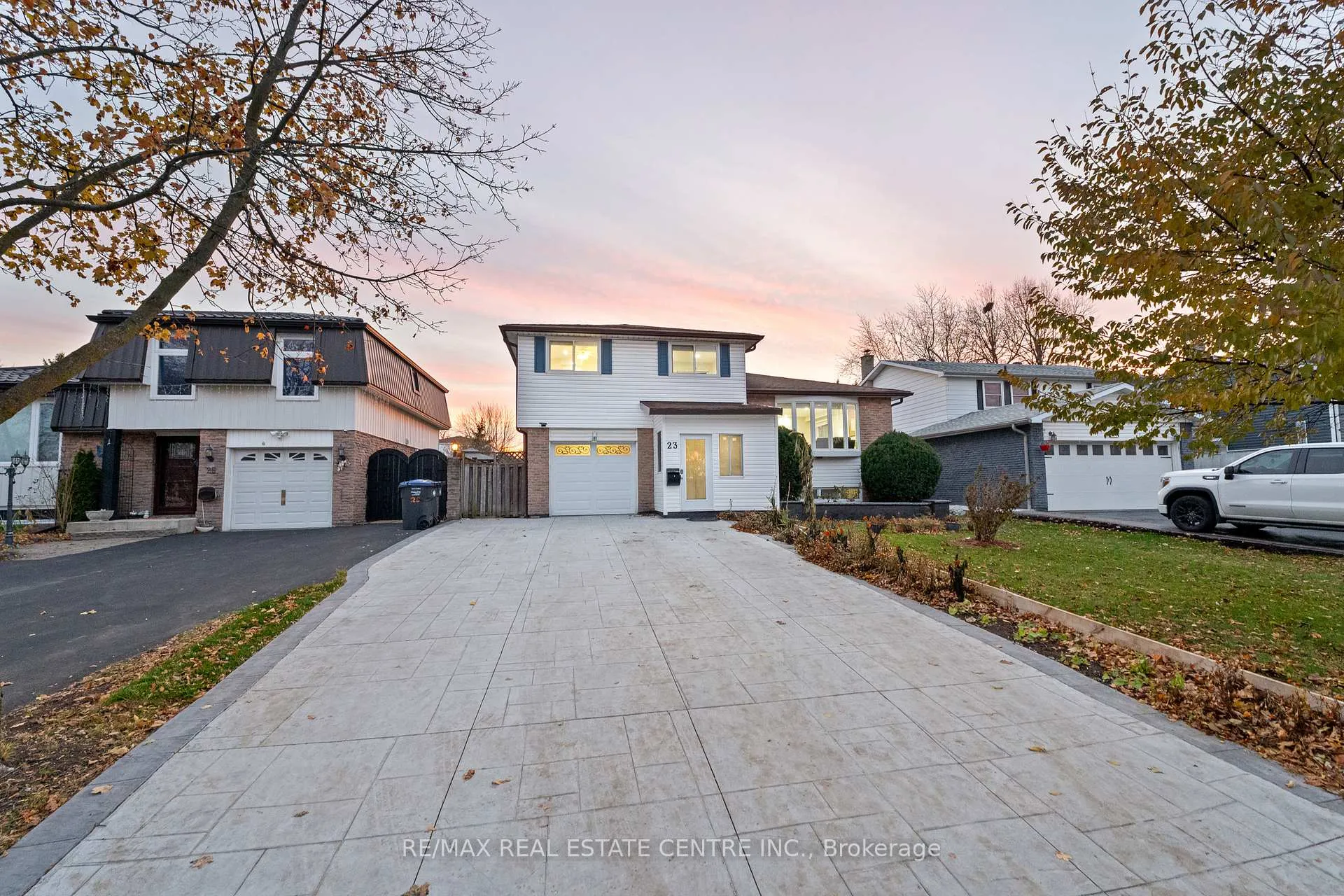 Photo 2 of 23 Jefferson Road, Brampton, Northgate — HOMEH