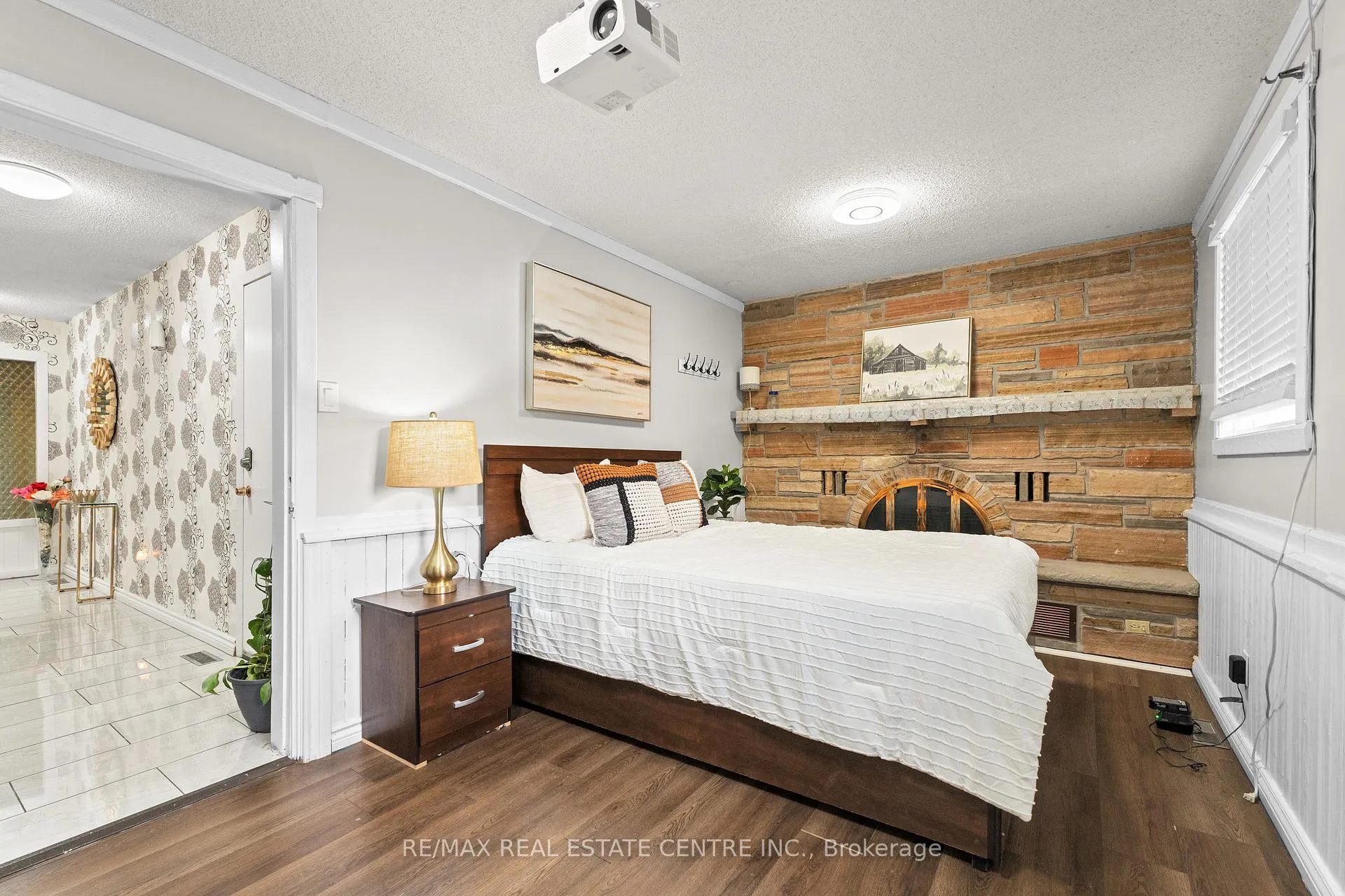 Photo 8 of 23 Jefferson Road, Brampton, Northgate — HOMEH