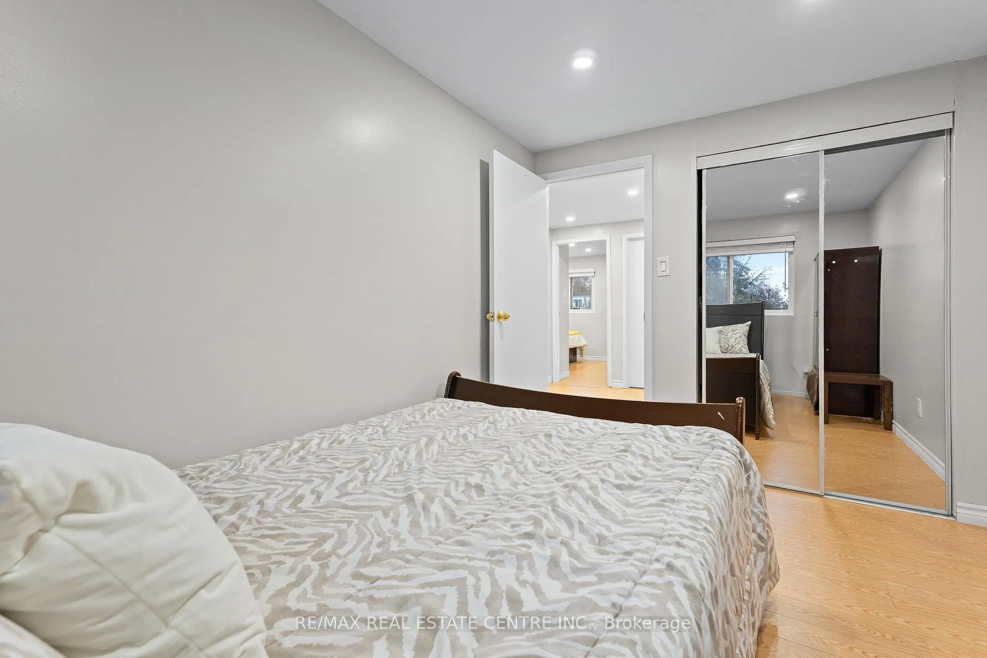 Photo 38 of 23 Jefferson Road, Brampton, Northgate — HOMEH