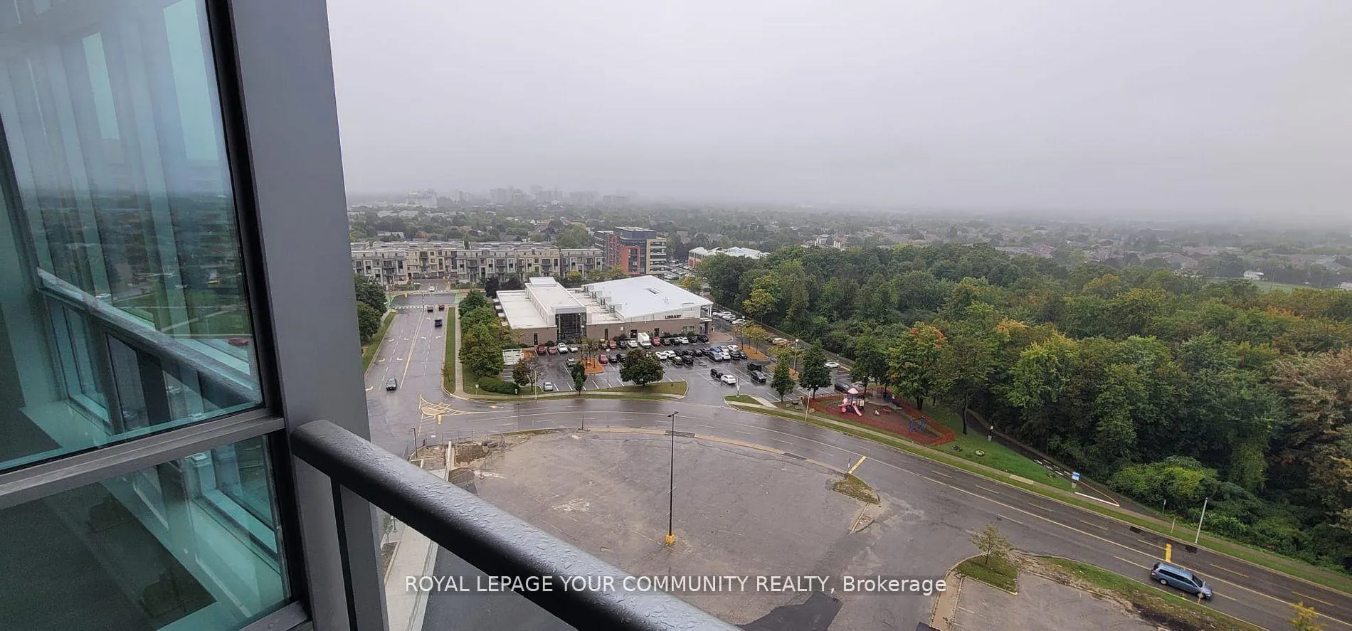 Photo 23 of Unit 1103, 30 Upper Mall Way, Vaughan, Brownridge — HOMEH