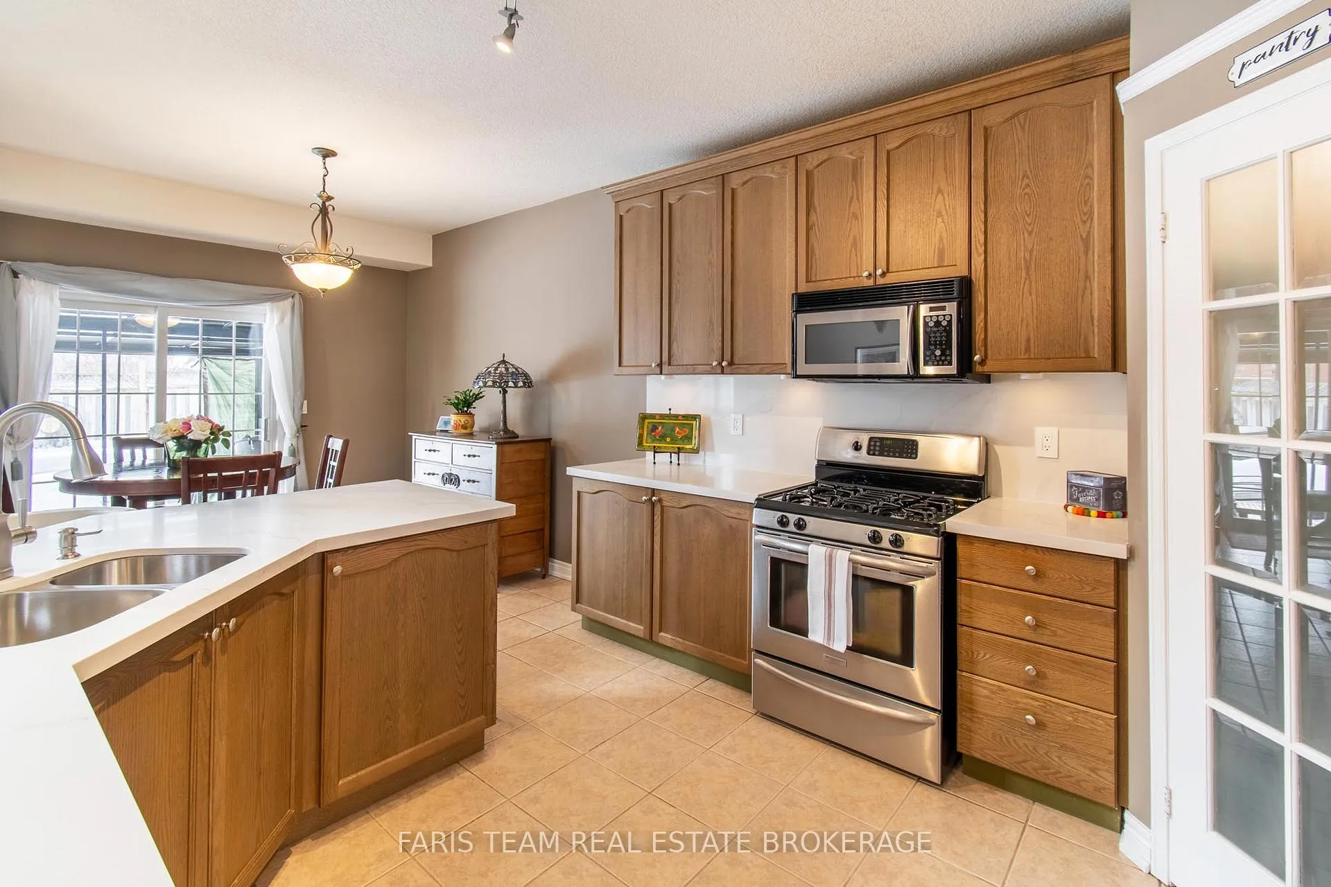 Photo 6 of 1091 Booth Avenue, Innisfil, Alcona — HOMEH
