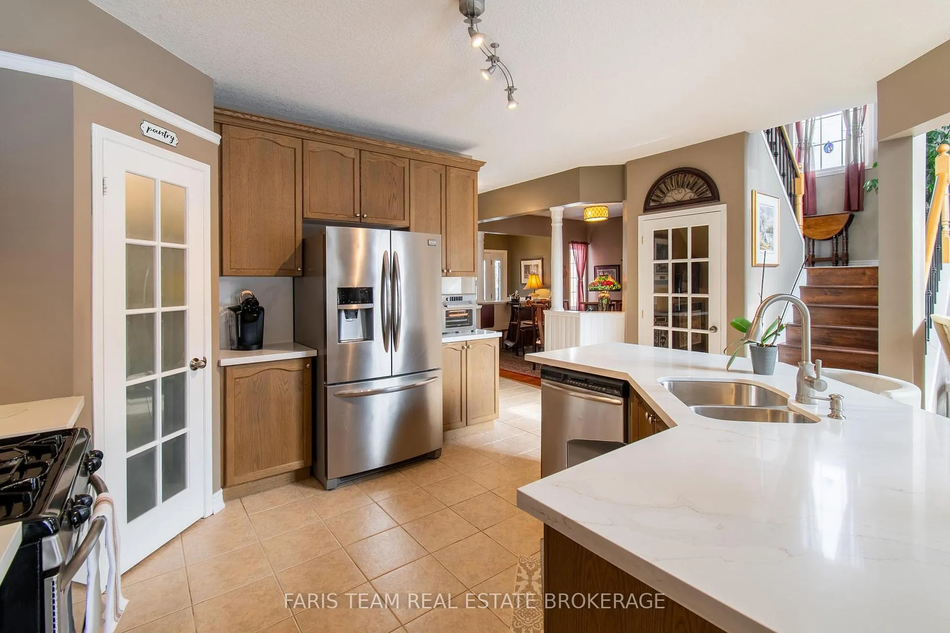 Photo 8 of 1091 Booth Avenue, Innisfil, Alcona — HOMEH