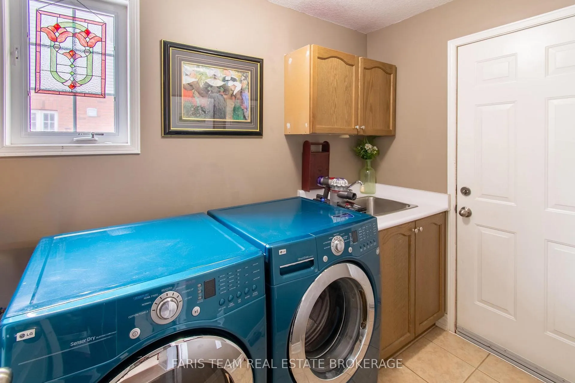 Photo 16 of 1091 Booth Avenue, Innisfil, Alcona — HOMEH
