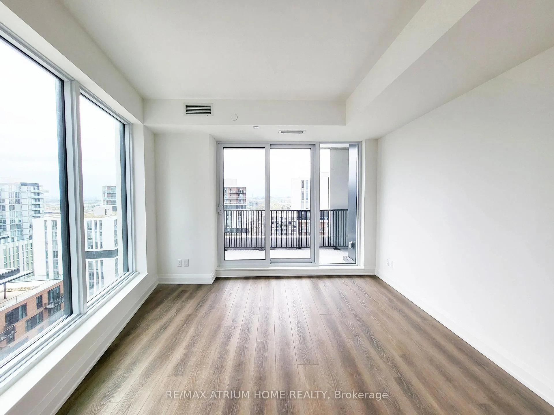 Photo 7 of Unit 1512, 56 Andre De Grasse Street, Markham, Unionville — HOMEH