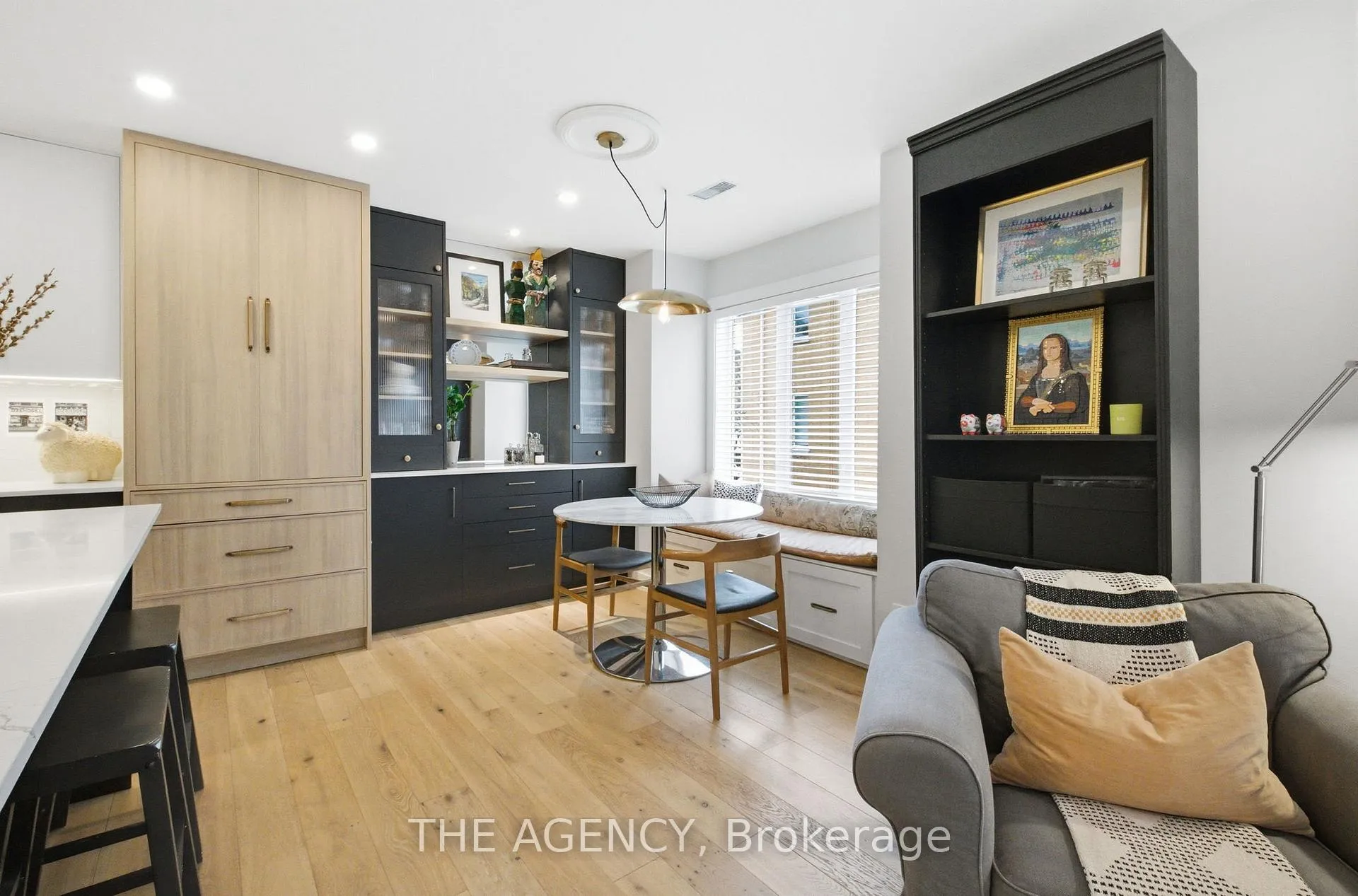 Photo 5 of Unit 26, 208 Niagara Street, Toronto, Niagara — HOMEH