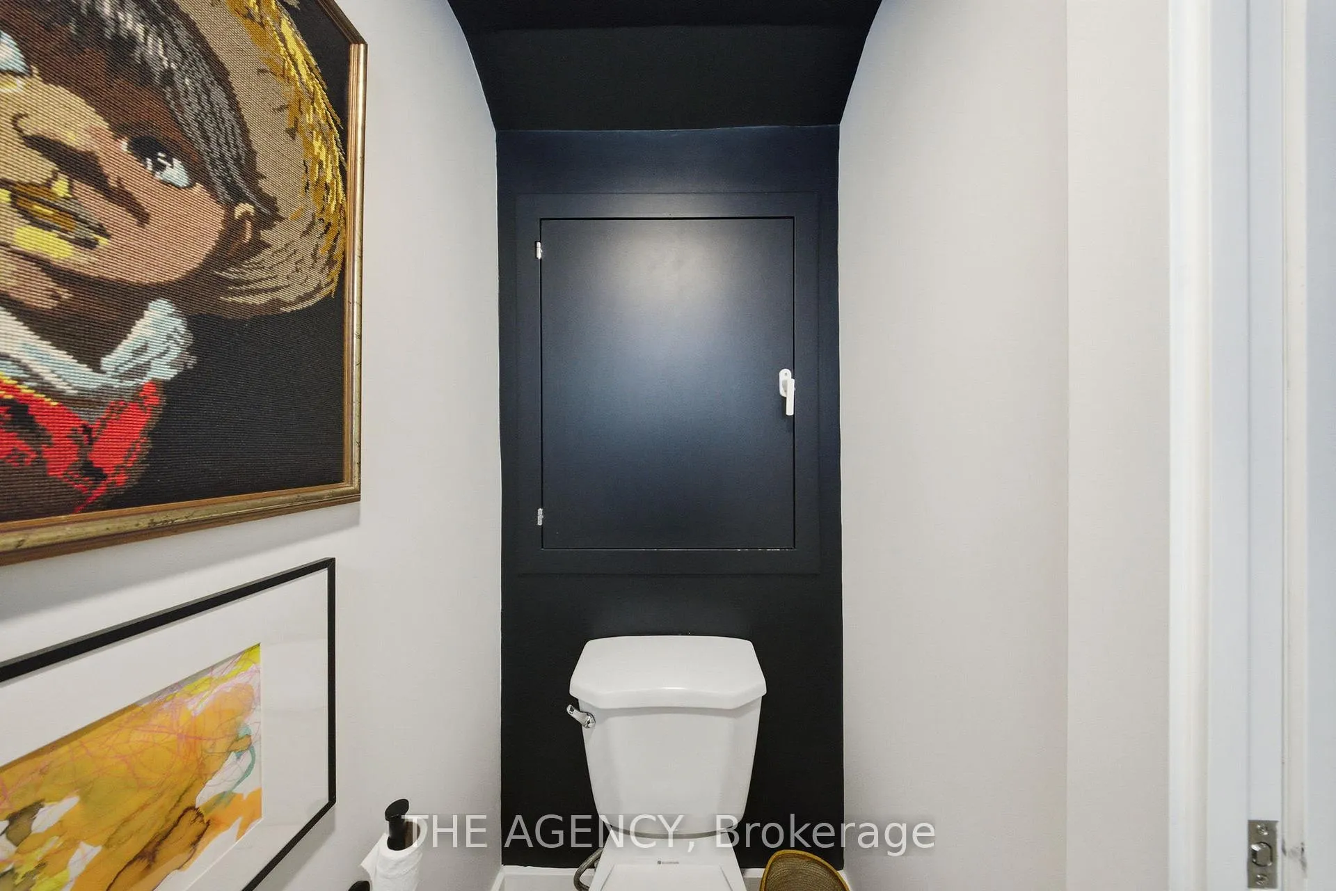 Photo 12 of Unit 26, 208 Niagara Street, Toronto, Niagara — HOMEH