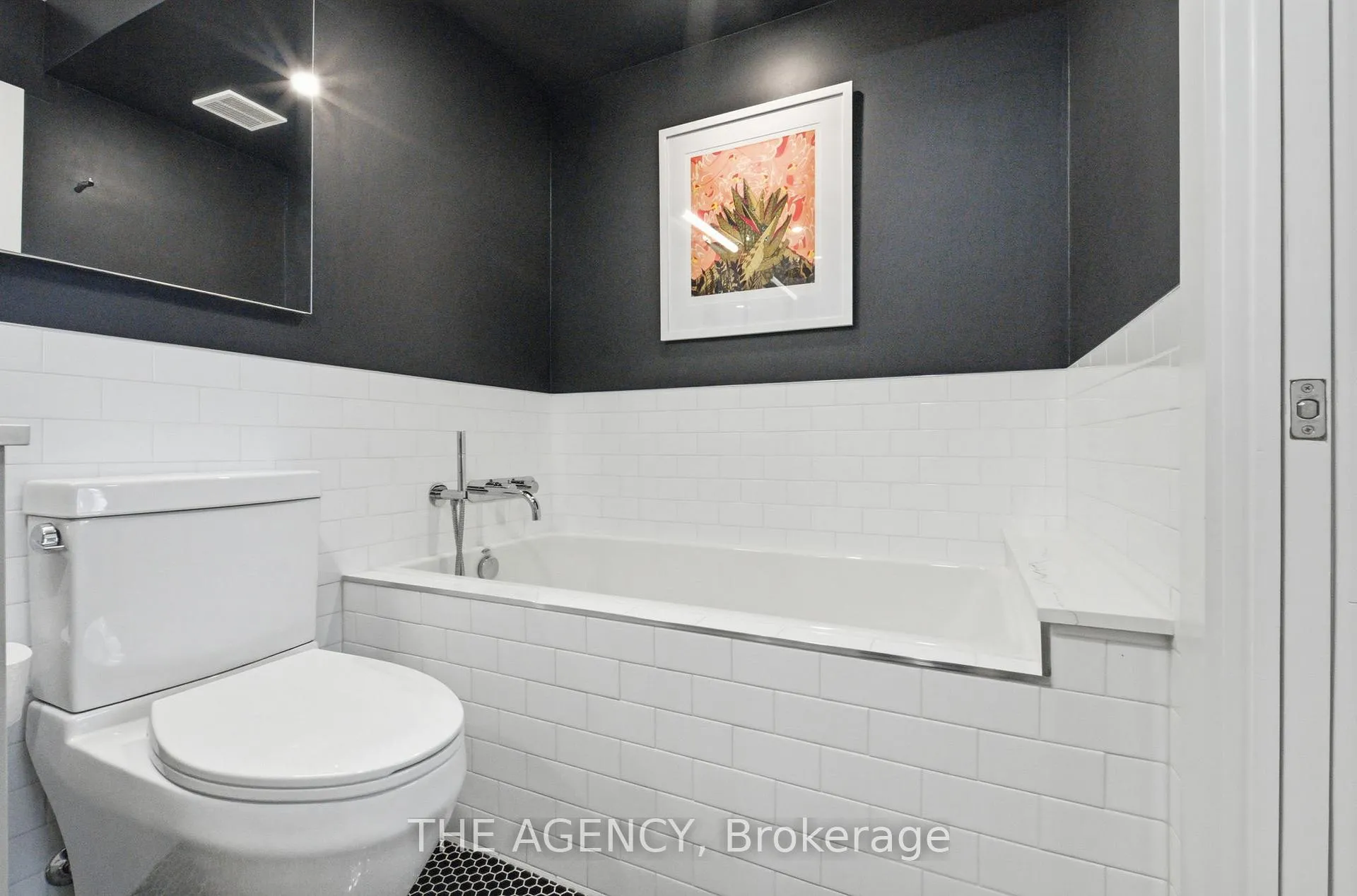 Photo 22 of Unit 26, 208 Niagara Street, Toronto, Niagara — HOMEH