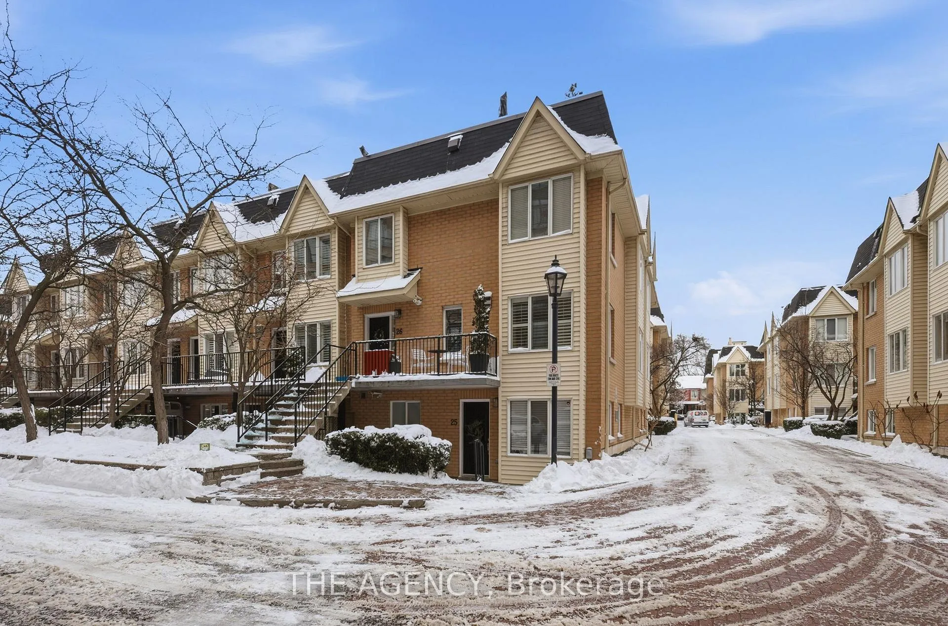 Photo 30 of Unit 26, 208 Niagara Street, Toronto, Niagara — HOMEH