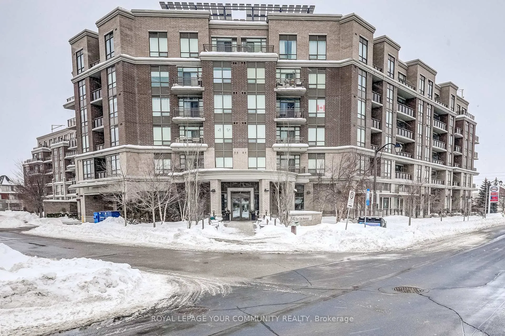 Photo 2 of Unit 308, 540 Bur Oak Avenue, Markham, Berczy — HOMEH