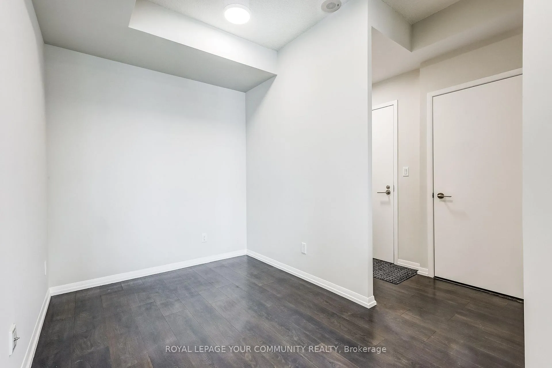 Photo 5 of Unit 308, 540 Bur Oak Avenue, Markham, Berczy — HOMEH