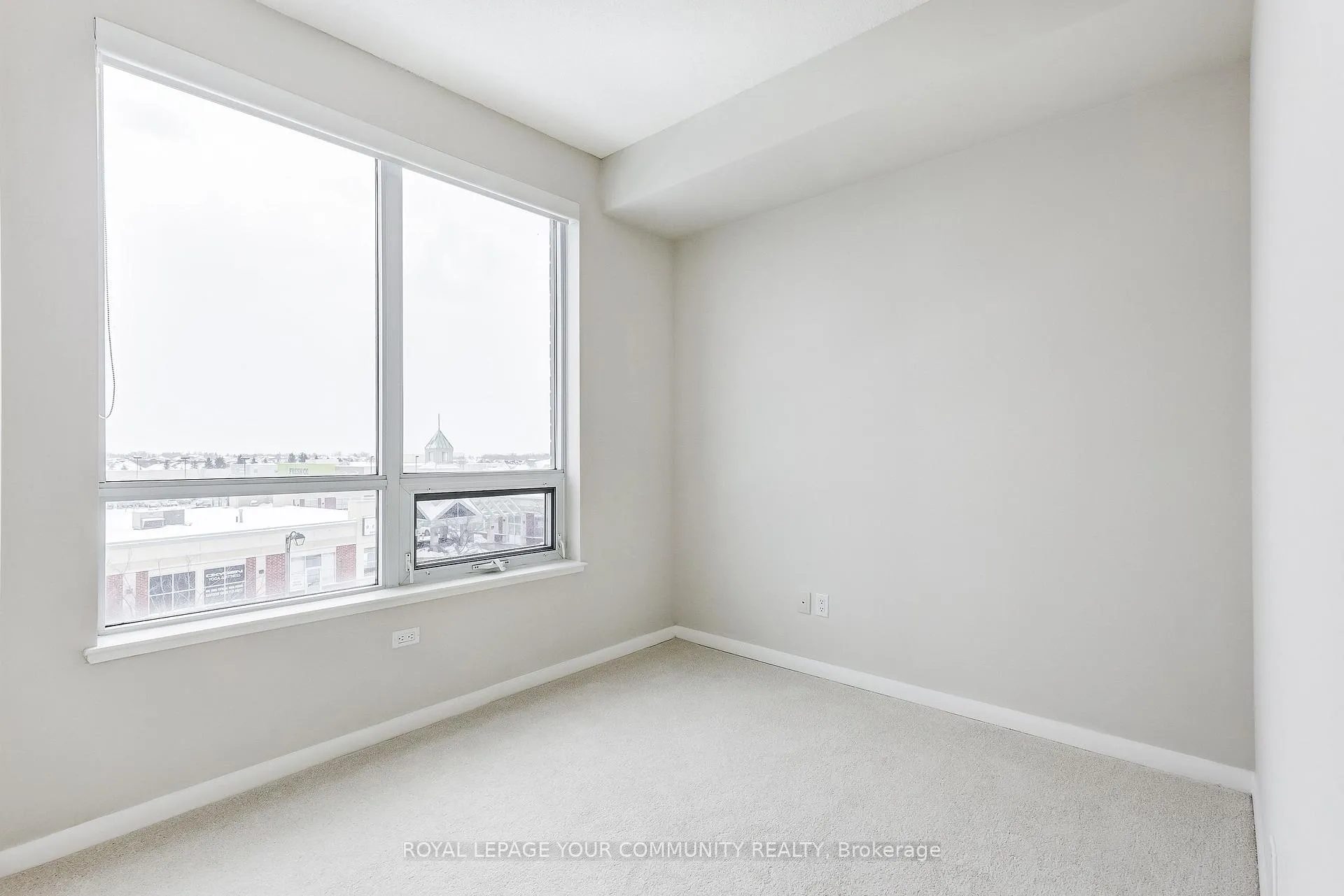 Photo 9 of Unit 308, 540 Bur Oak Avenue, Markham, Berczy — HOMEH