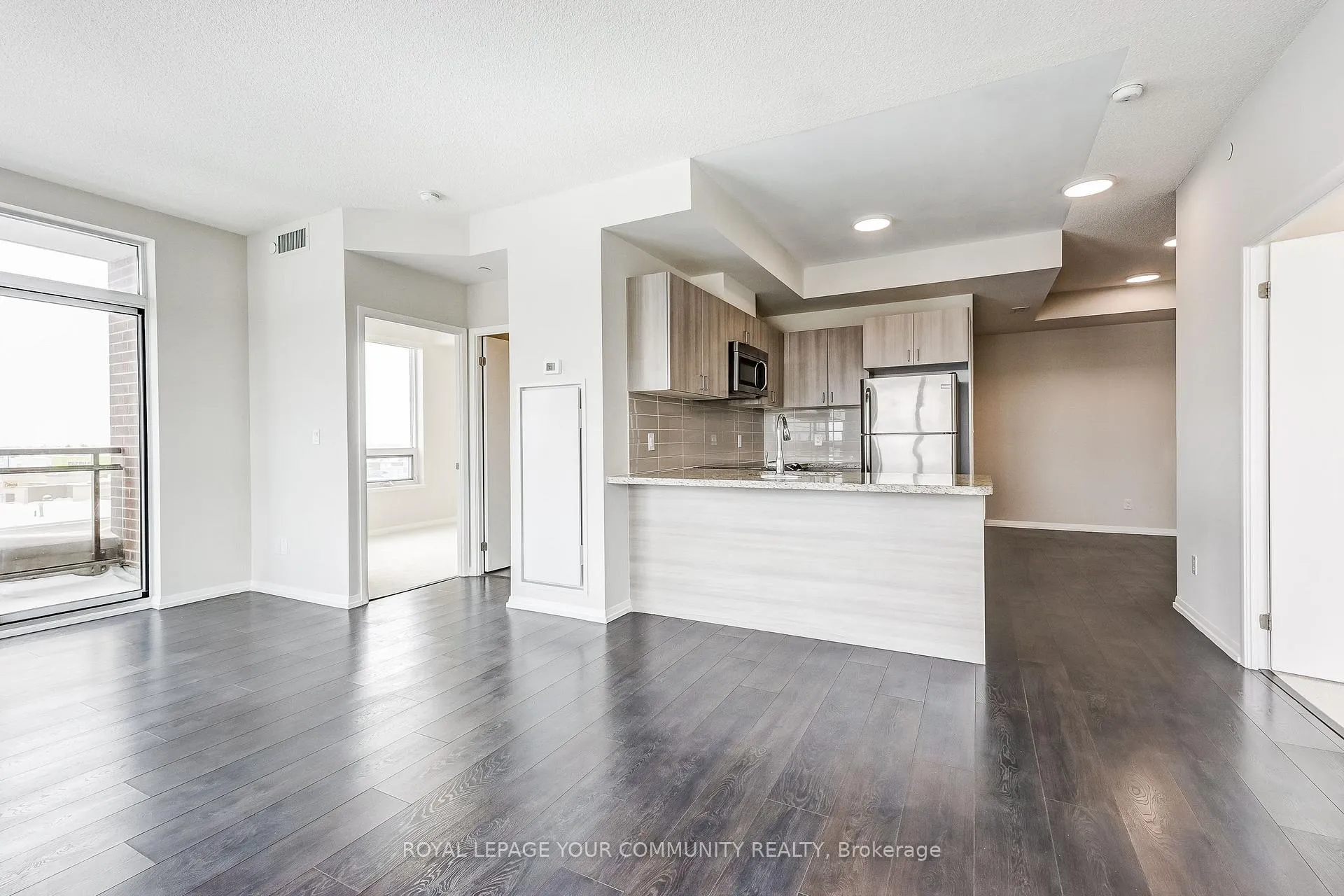 Photo 15 of Unit 308, 540 Bur Oak Avenue, Markham, Berczy — HOMEH