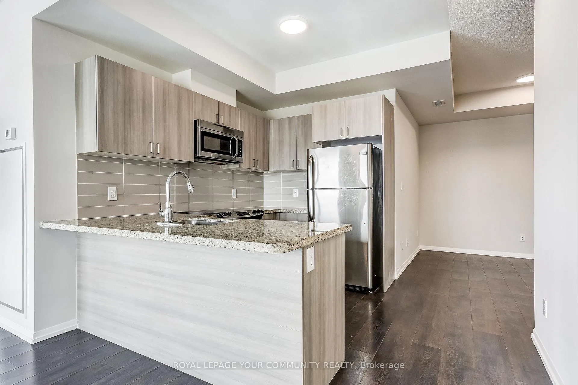 Photo 16 of Unit 308, 540 Bur Oak Avenue, Markham, Berczy — HOMEH