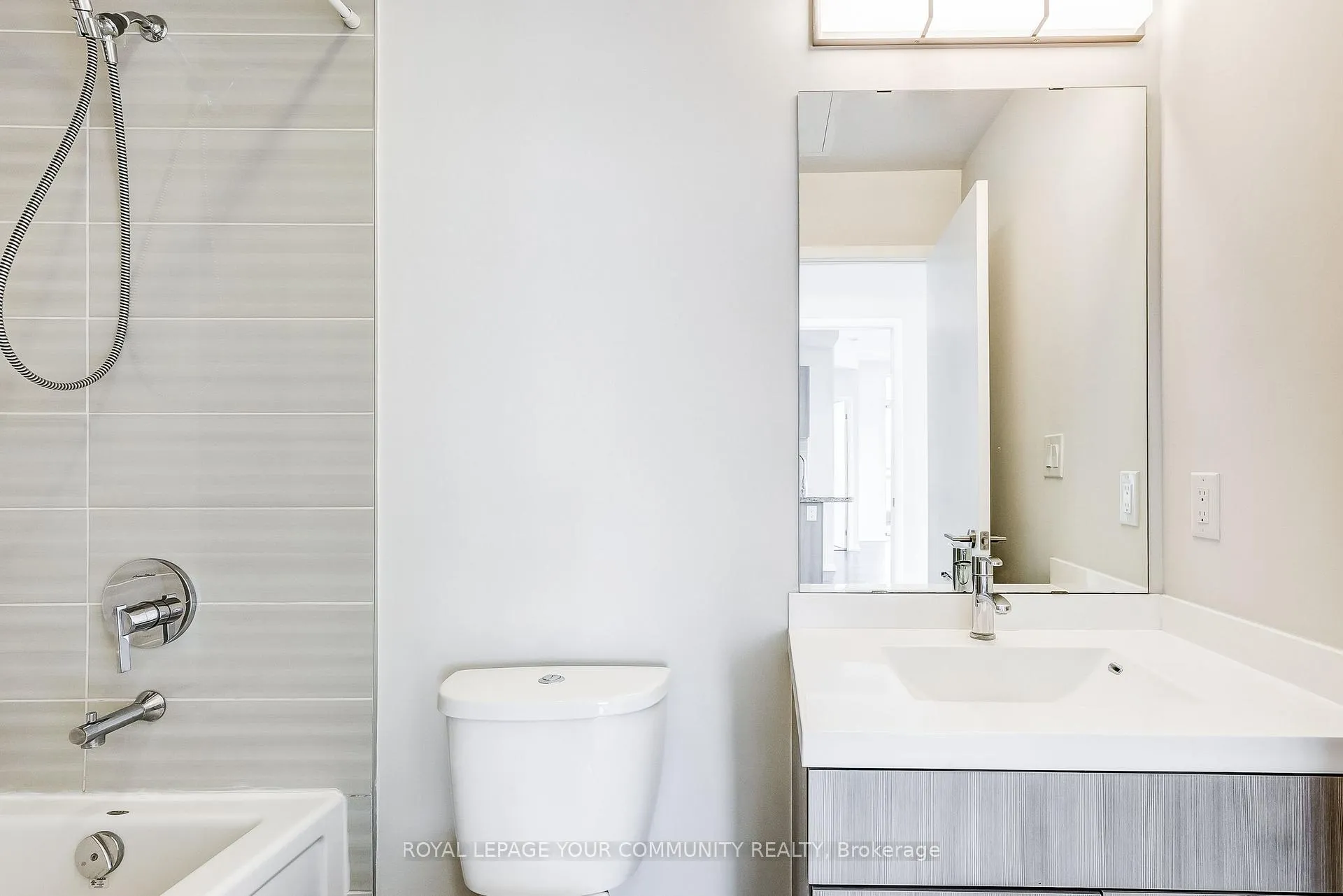 Photo 19 of Unit 308, 540 Bur Oak Avenue, Markham, Berczy — HOMEH