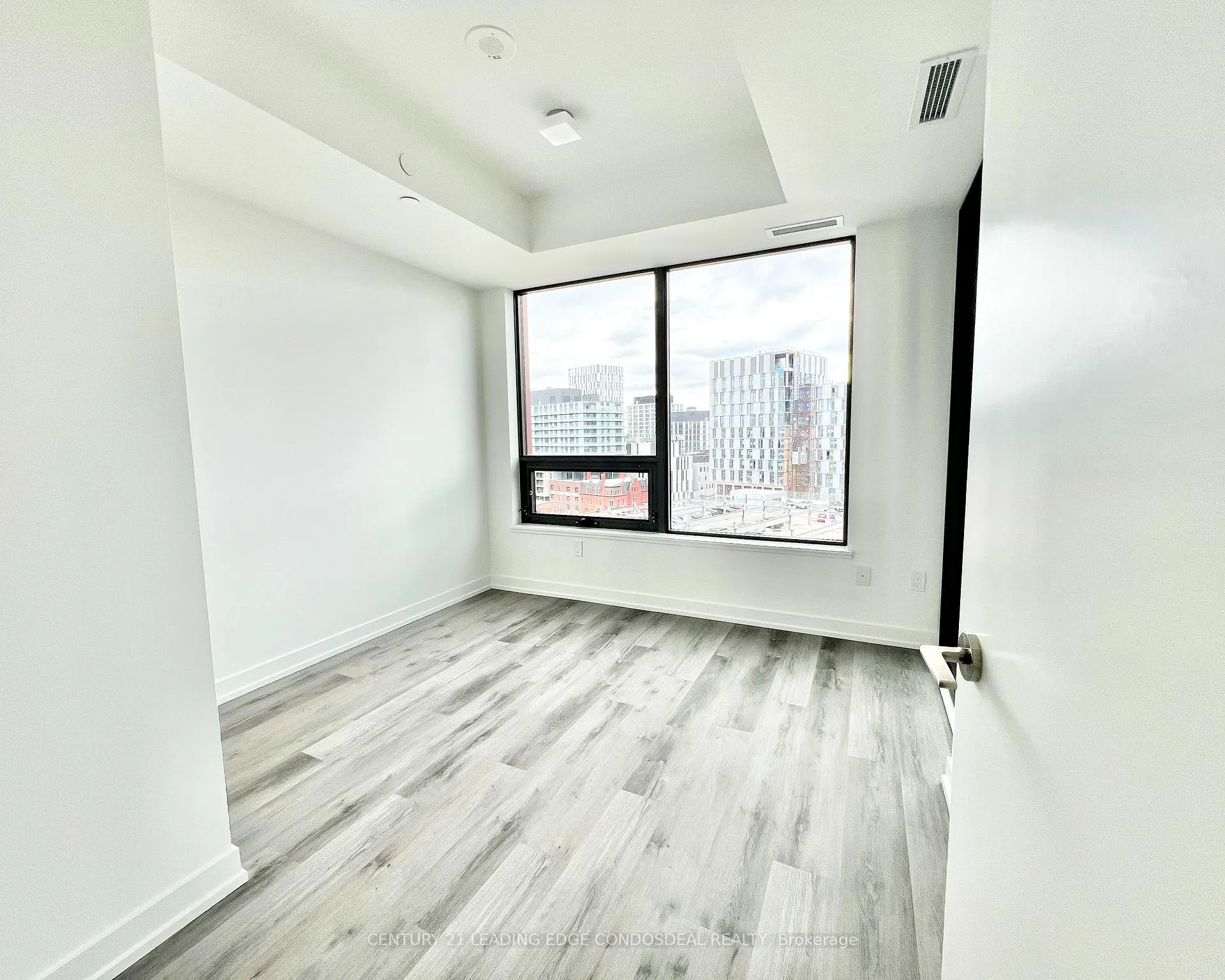 Photo 7 of Unit 914, 28 Eastern Avenue, Toronto, Moss Park — HOMEH