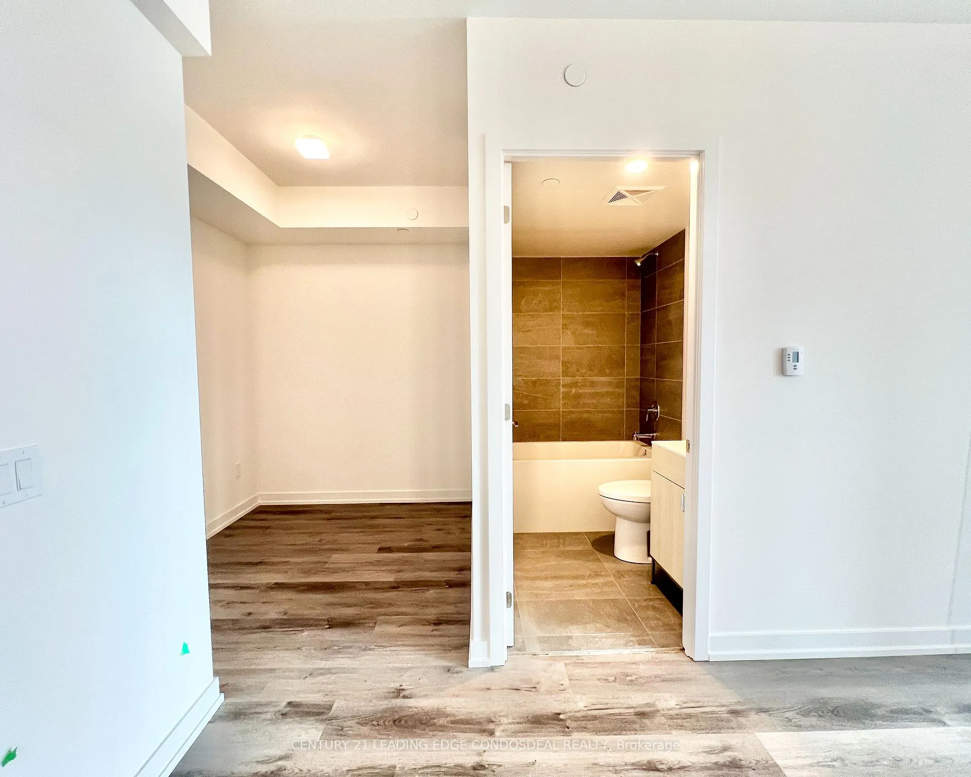 Photo 15 of Unit 914, 28 Eastern Avenue, Toronto, Moss Park — HOMEH