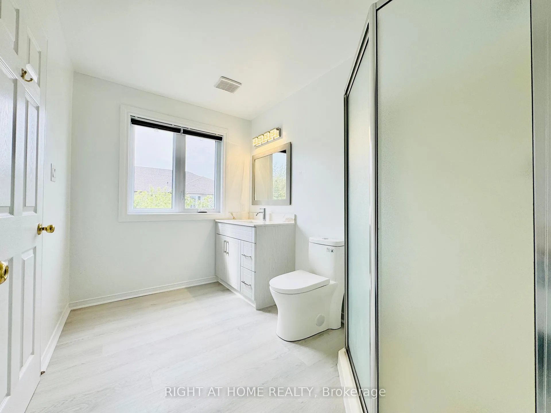 Photo 21 of Unit 10, 800 Paramount Drive, Hamilton, Stoney Creek Mountain — HOMEH