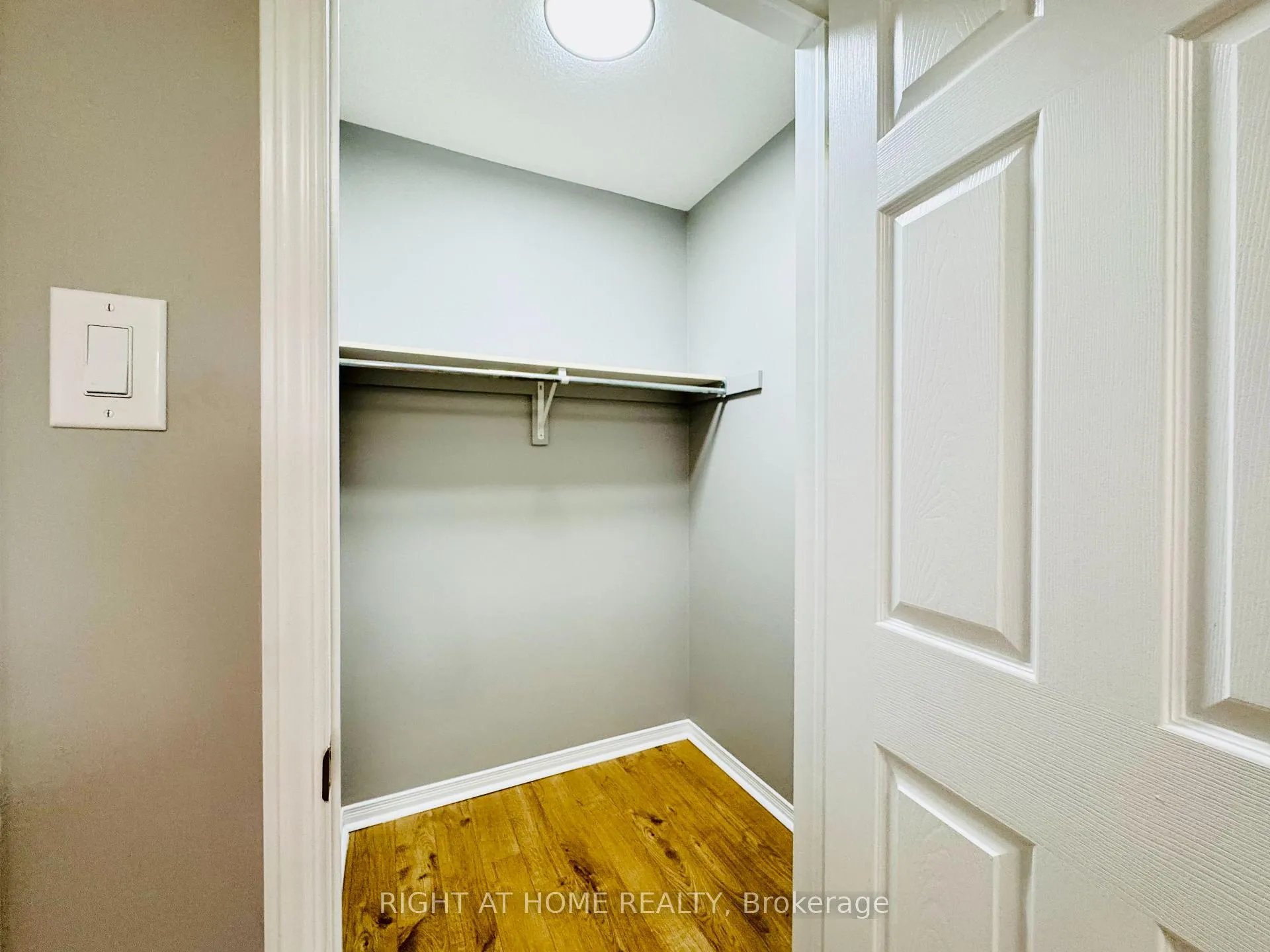 Photo 27 of Unit 10, 800 Paramount Drive, Hamilton, Stoney Creek Mountain — HOMEH