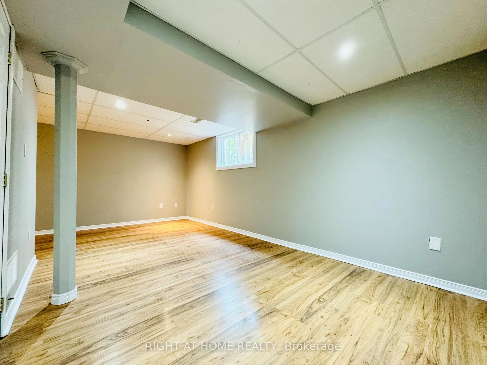 Photo 33 of Unit 10, 800 Paramount Drive, Hamilton, Stoney Creek Mountain — HOMEH