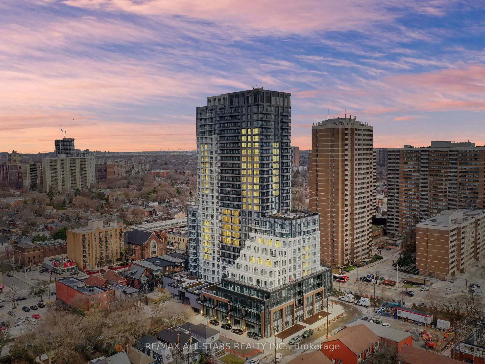 Photo 2 of Unit 1201, 286 Main Street, Toronto, East End-Danforth — HOMEH