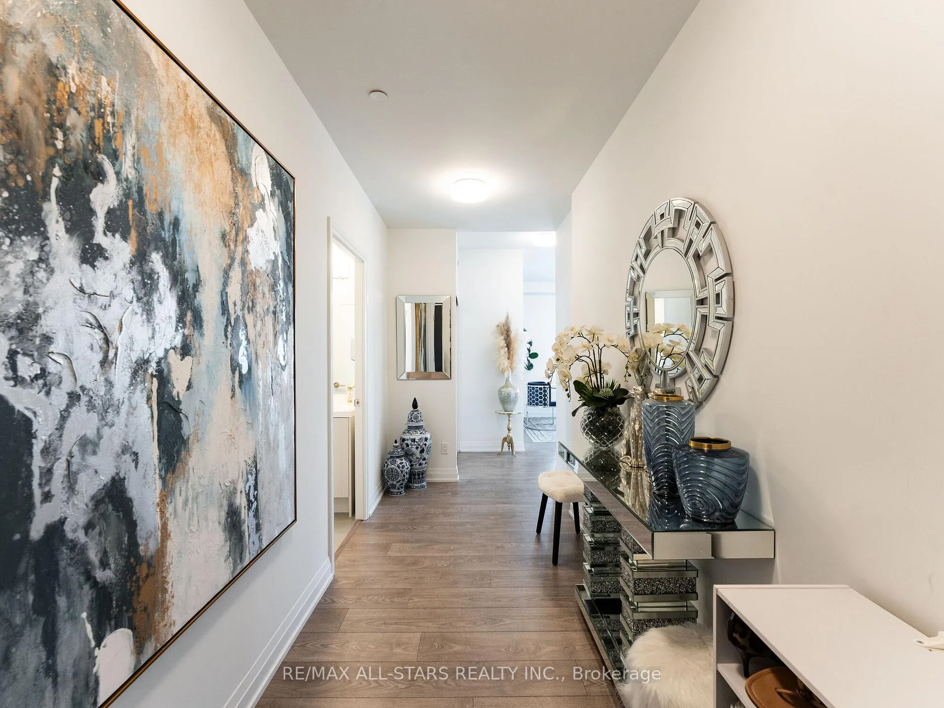 Photo 4 of Unit 1201, 286 Main Street, Toronto, East End-Danforth — HOMEH