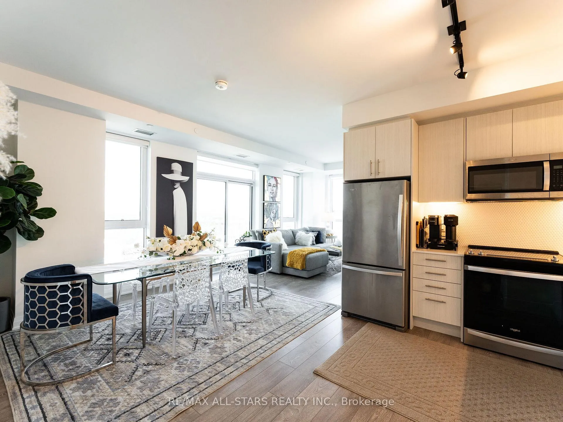 Photo 5 of Unit 1201, 286 Main Street, Toronto, East End-Danforth — HOMEH