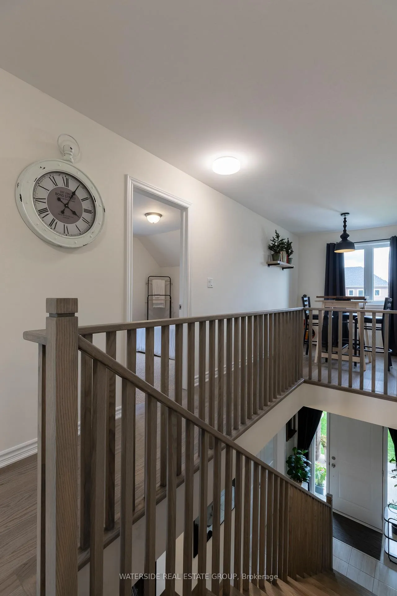 Photo 20 of 38 Oriole Crescent, Port Colborne, Main Street — HOMEH